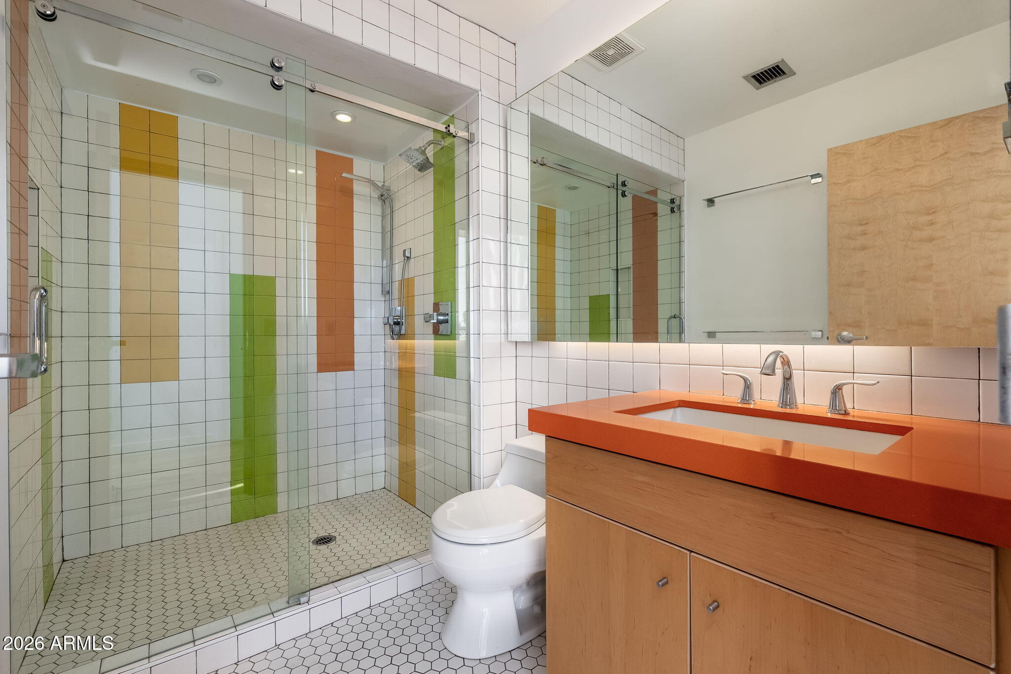 727 E PORTLAND Street 6