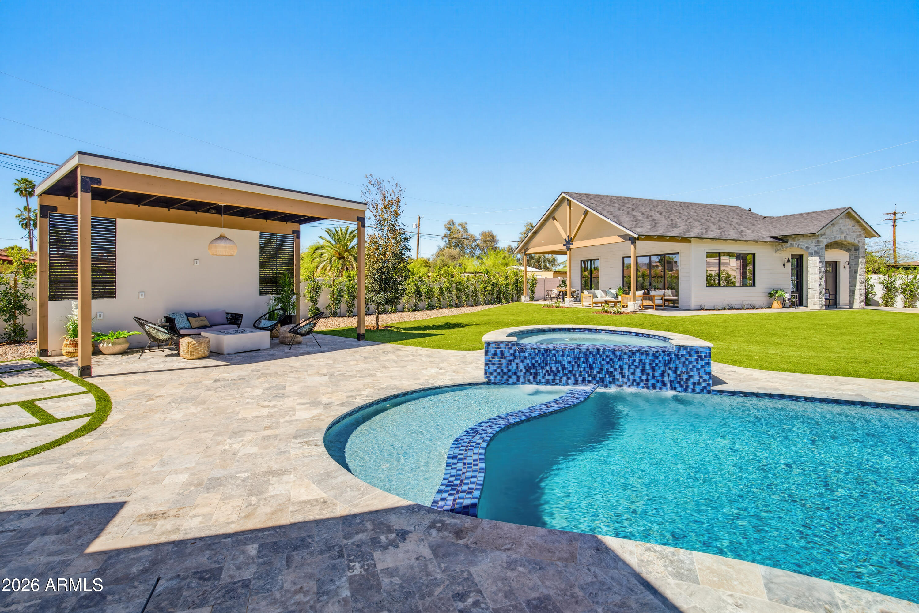 11602 N 70TH Place