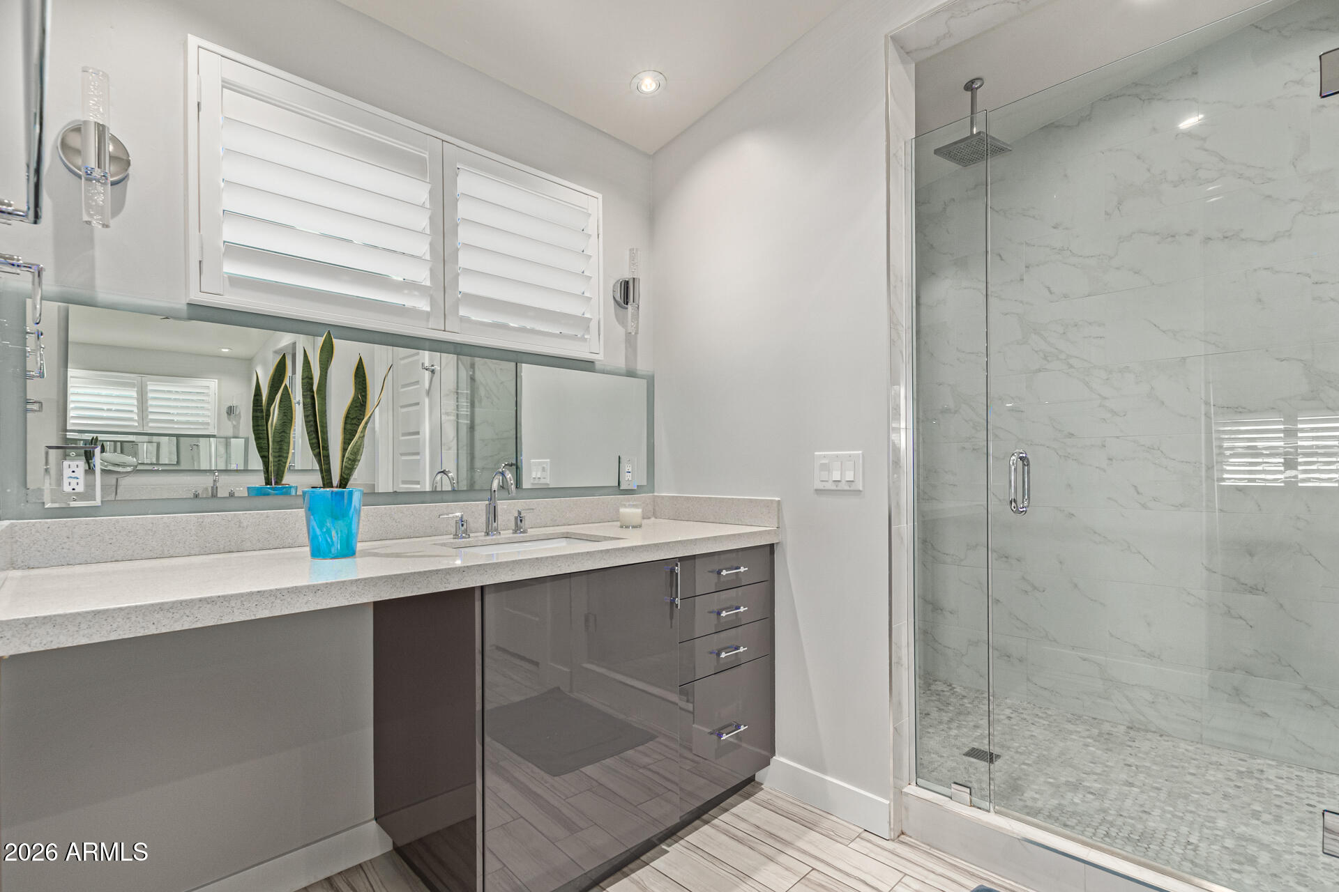 8302 E HEATHERBRAE Drive