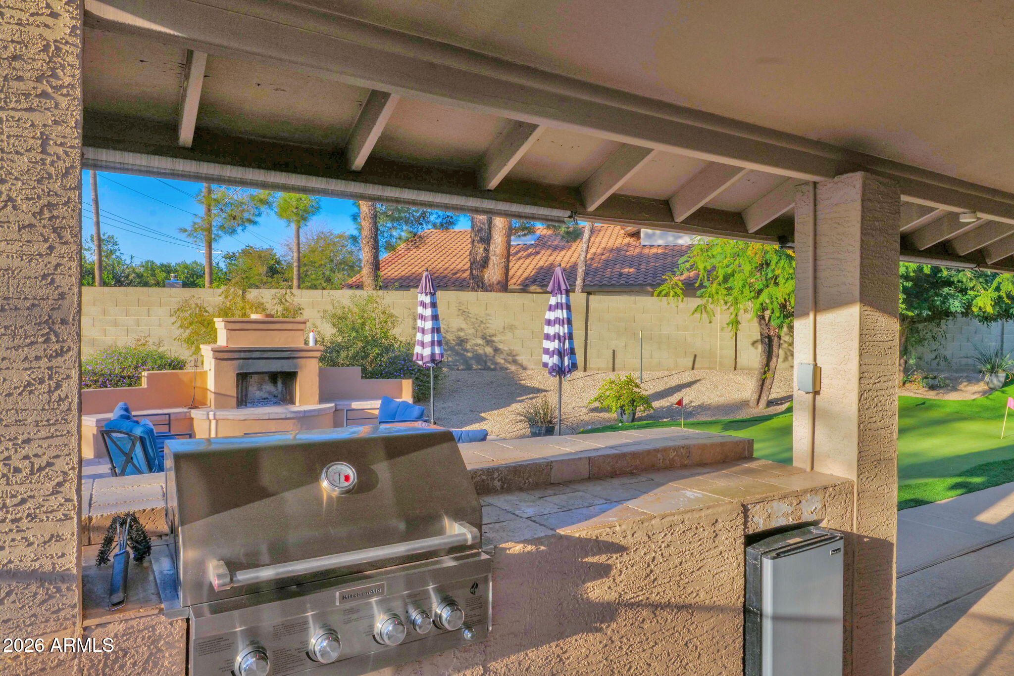 5612 E MARILYN Road