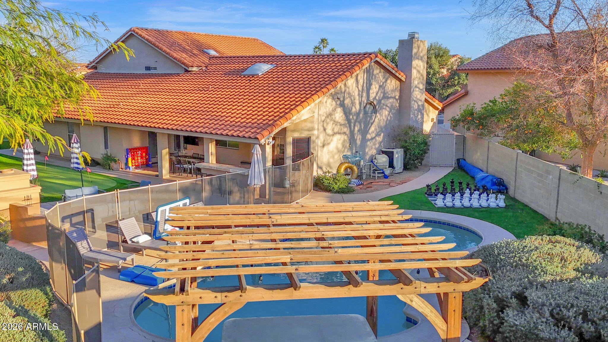5612 E MARILYN Road