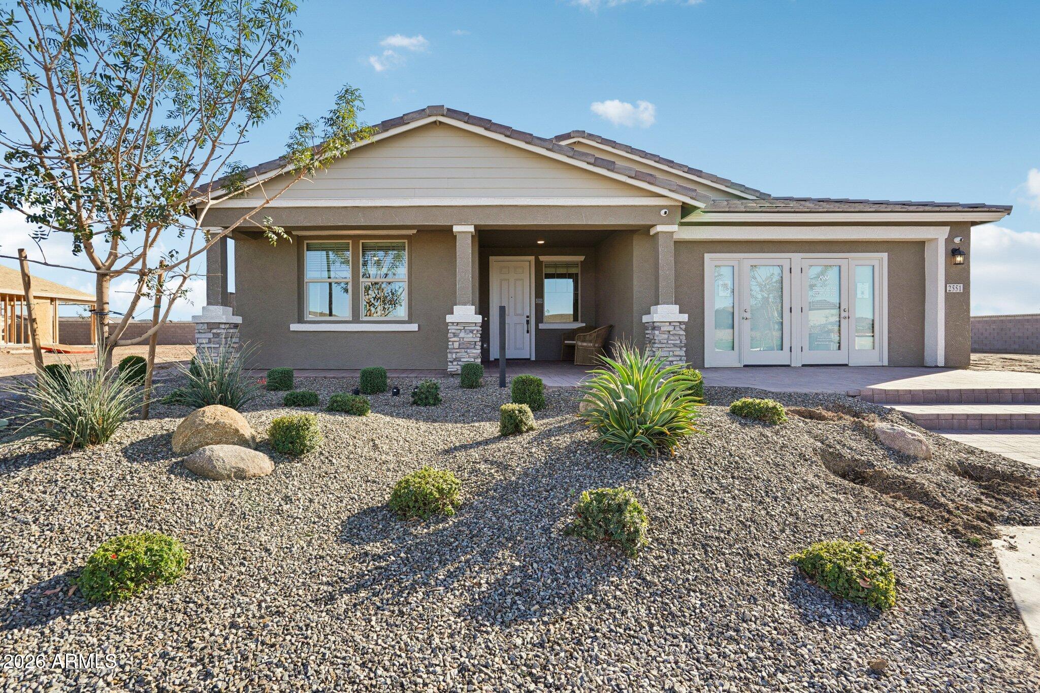 2551 E HOMESTEADER Road