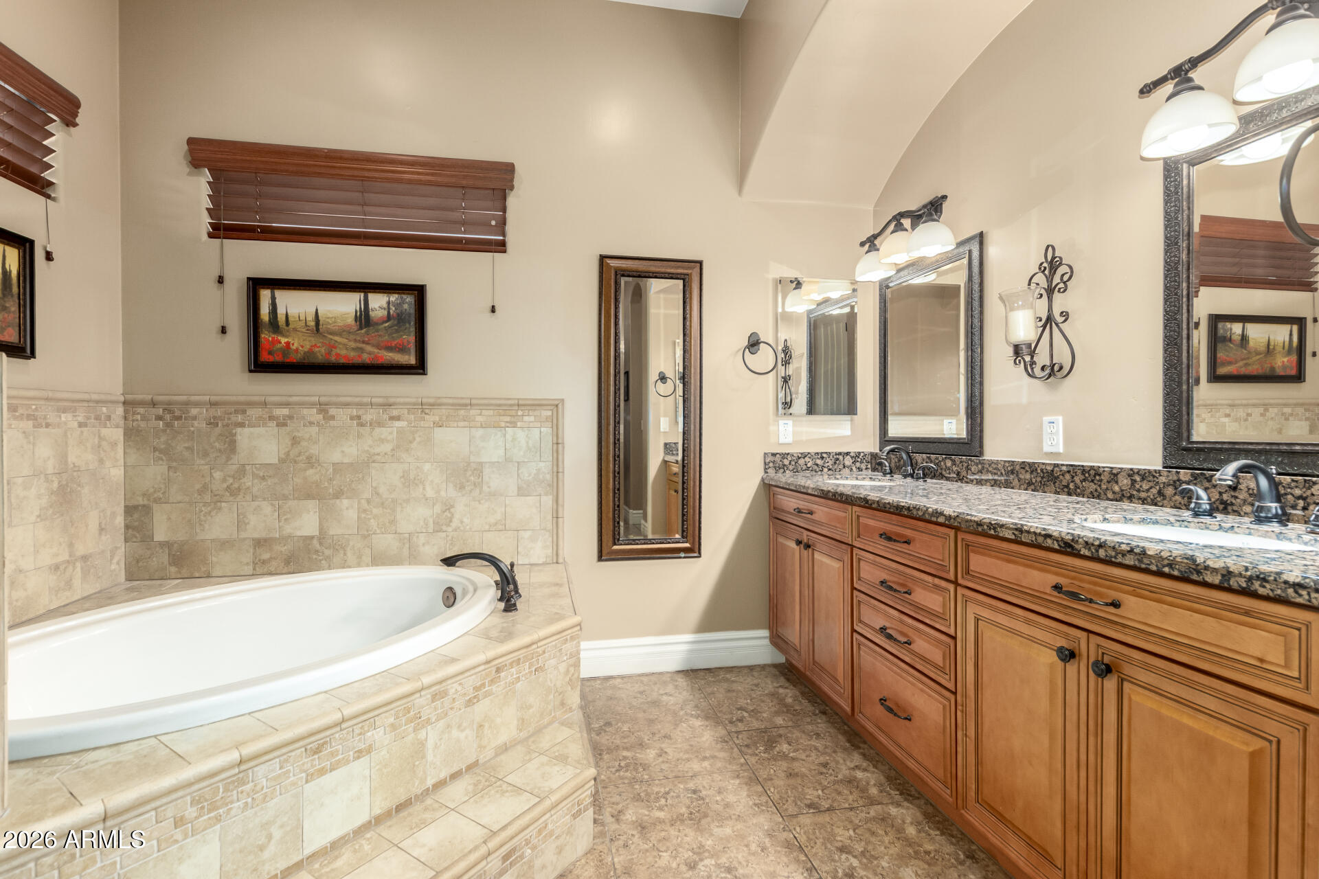 25624 S 185TH Place