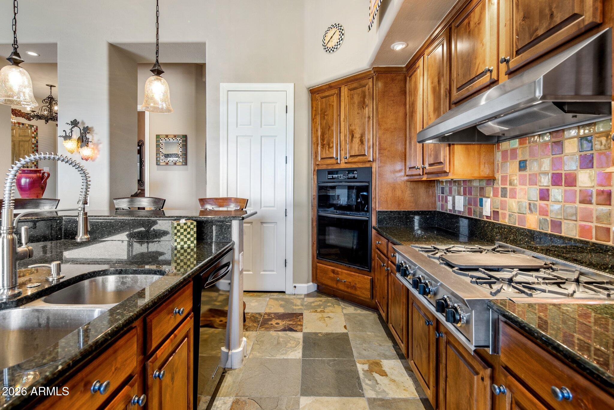 10821 E TUSAYAN Trail