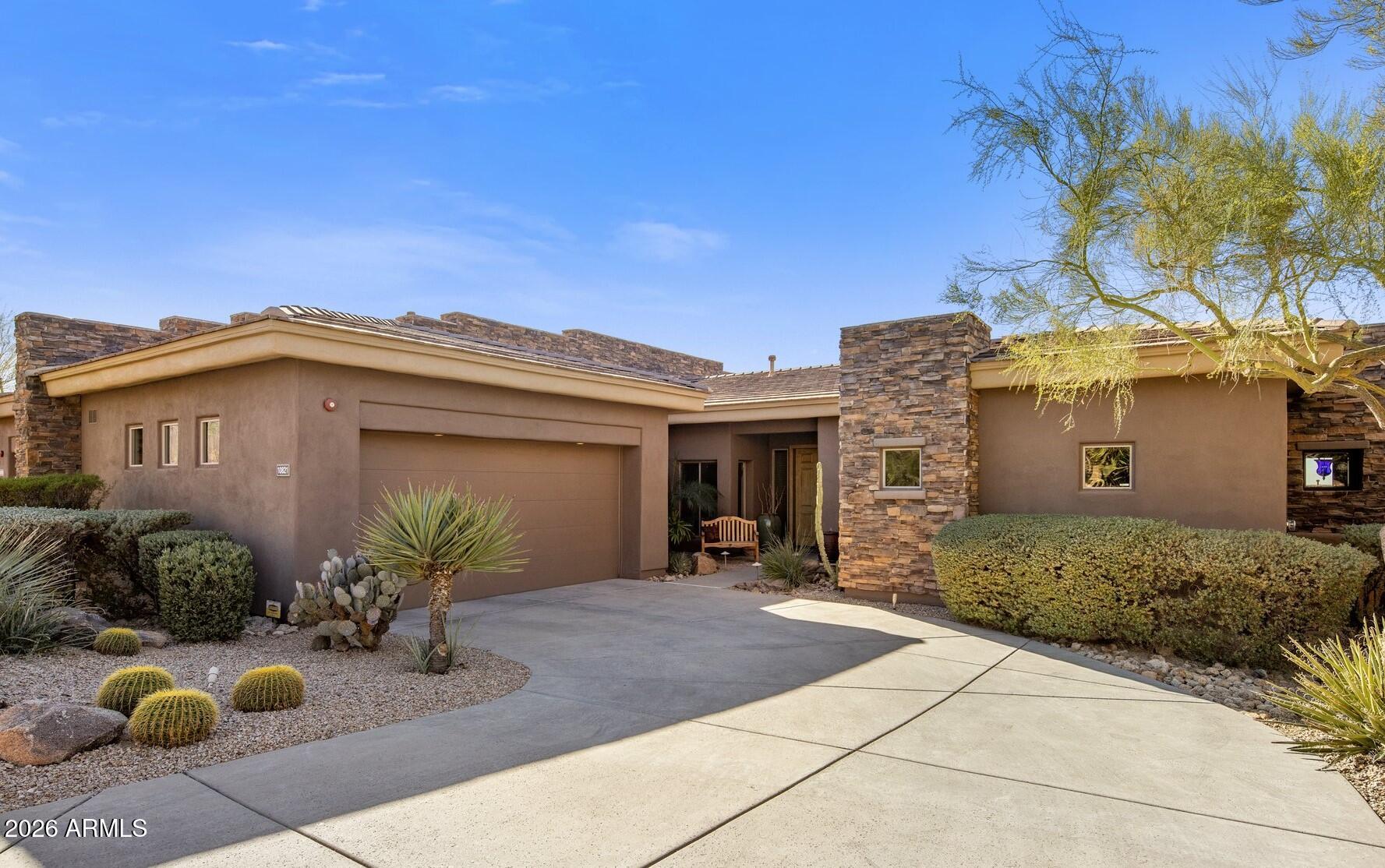 10821 E TUSAYAN Trail