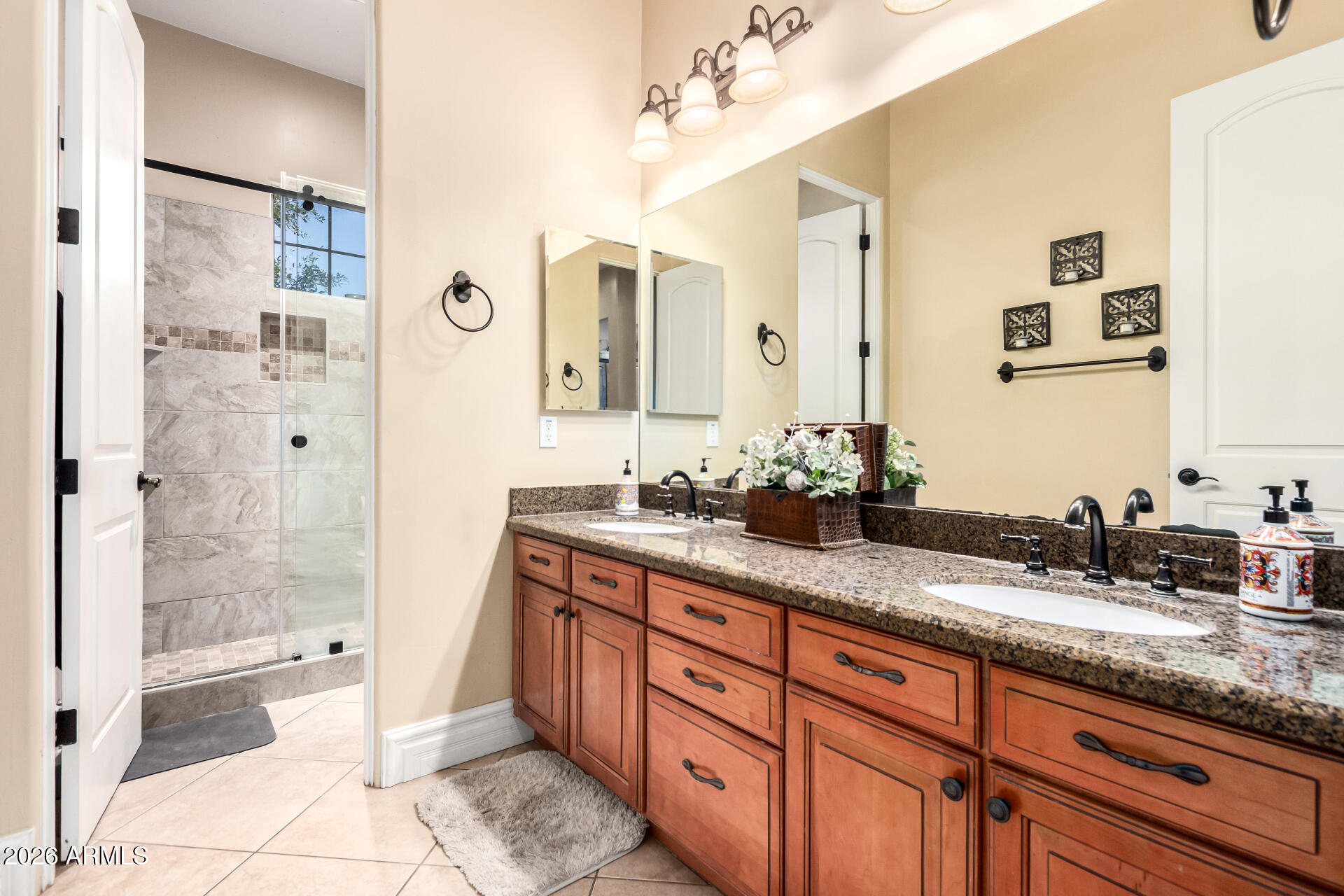 25612 S 185TH Place