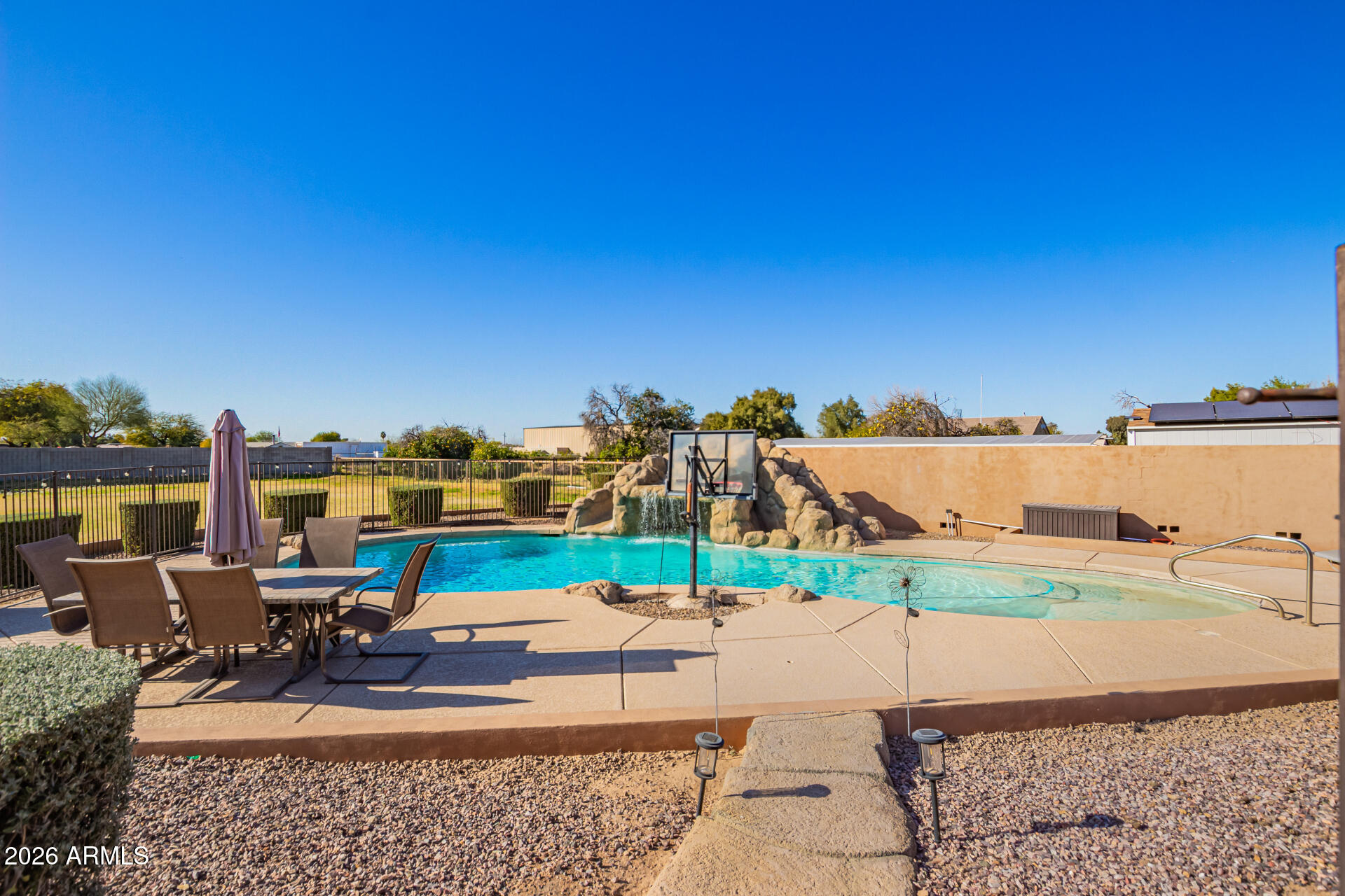 25612 S 185TH Place