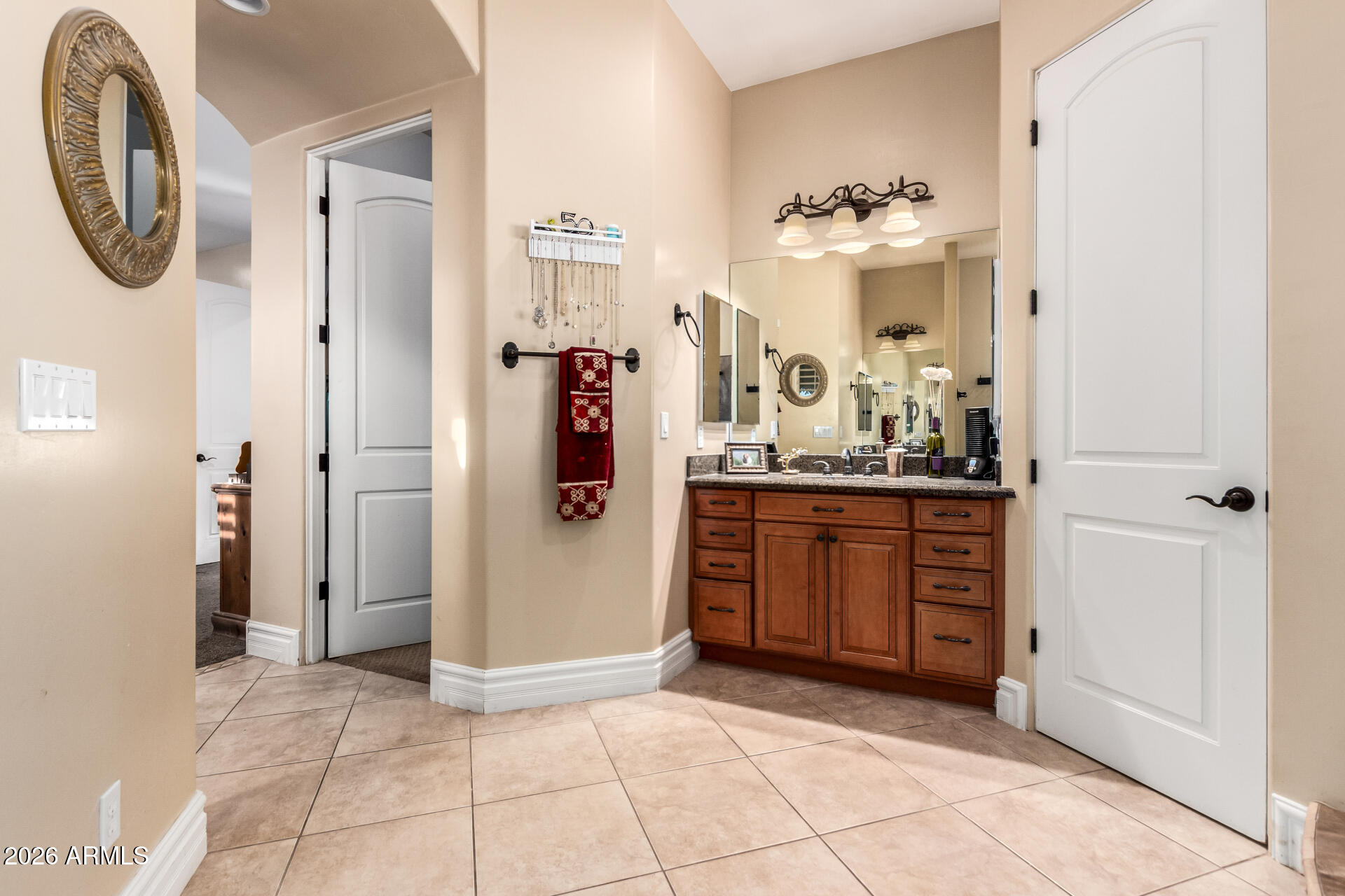 25612 S 185TH Place