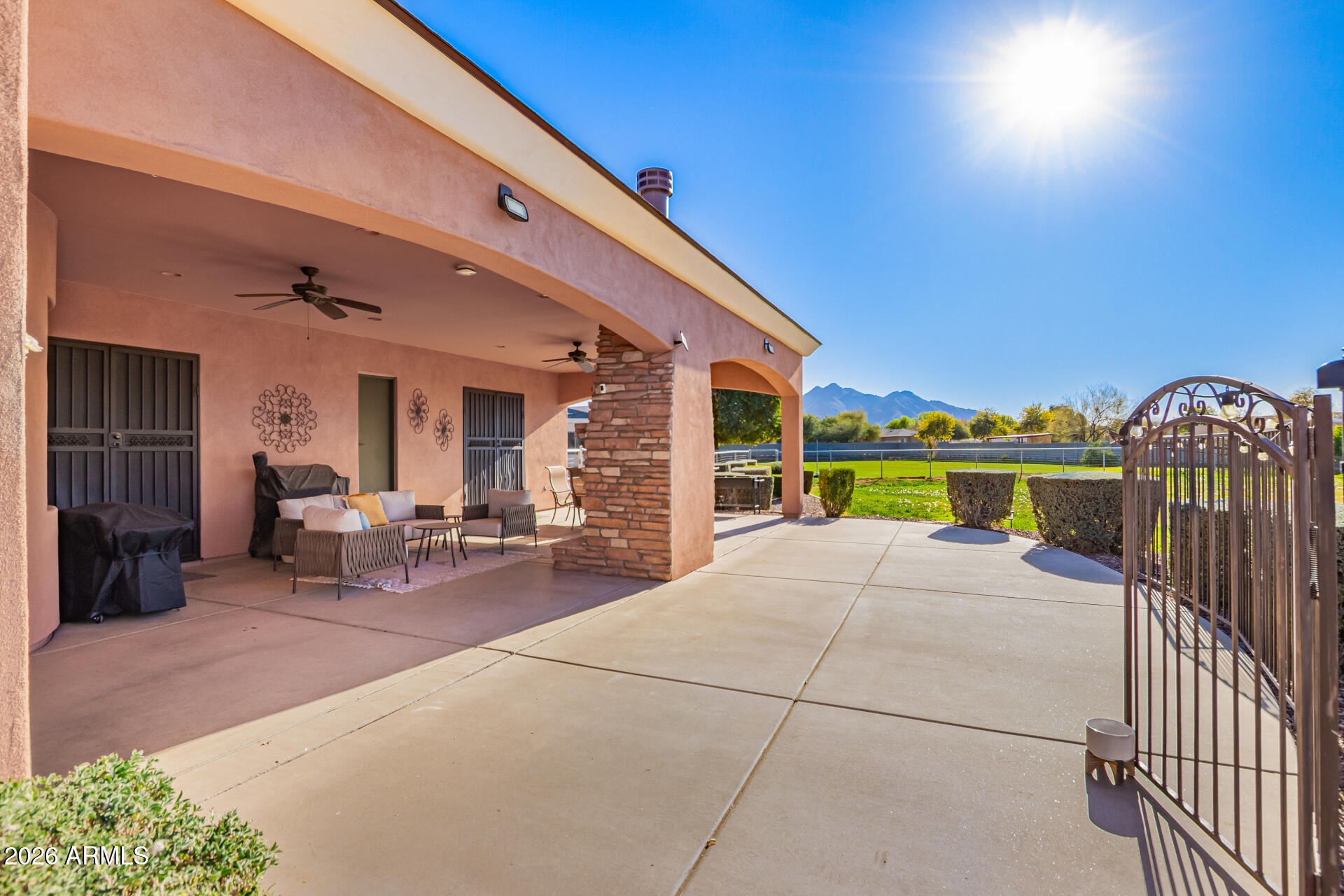 25612 S 185TH Place