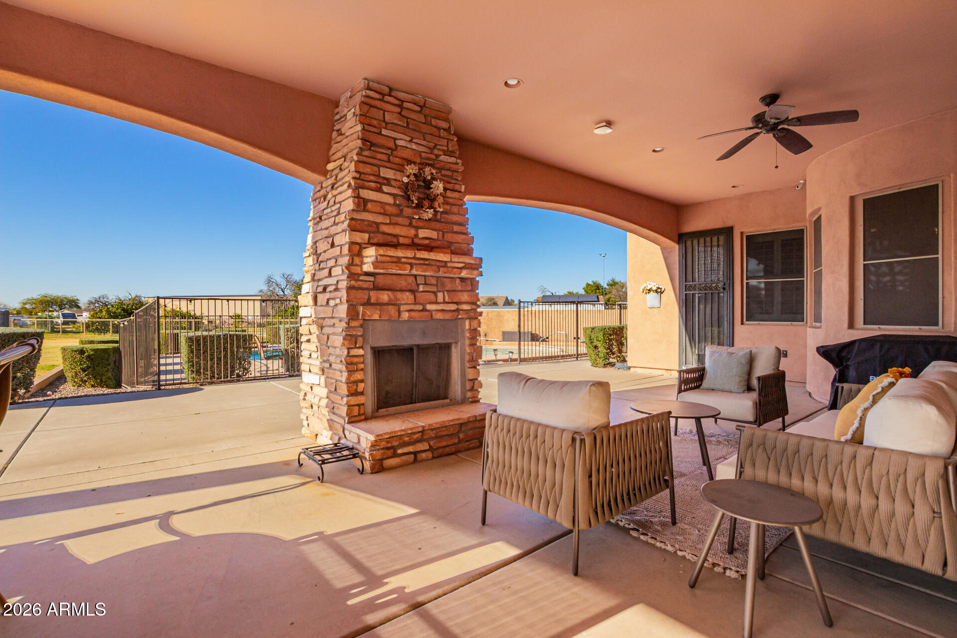 25612 S 185TH Place