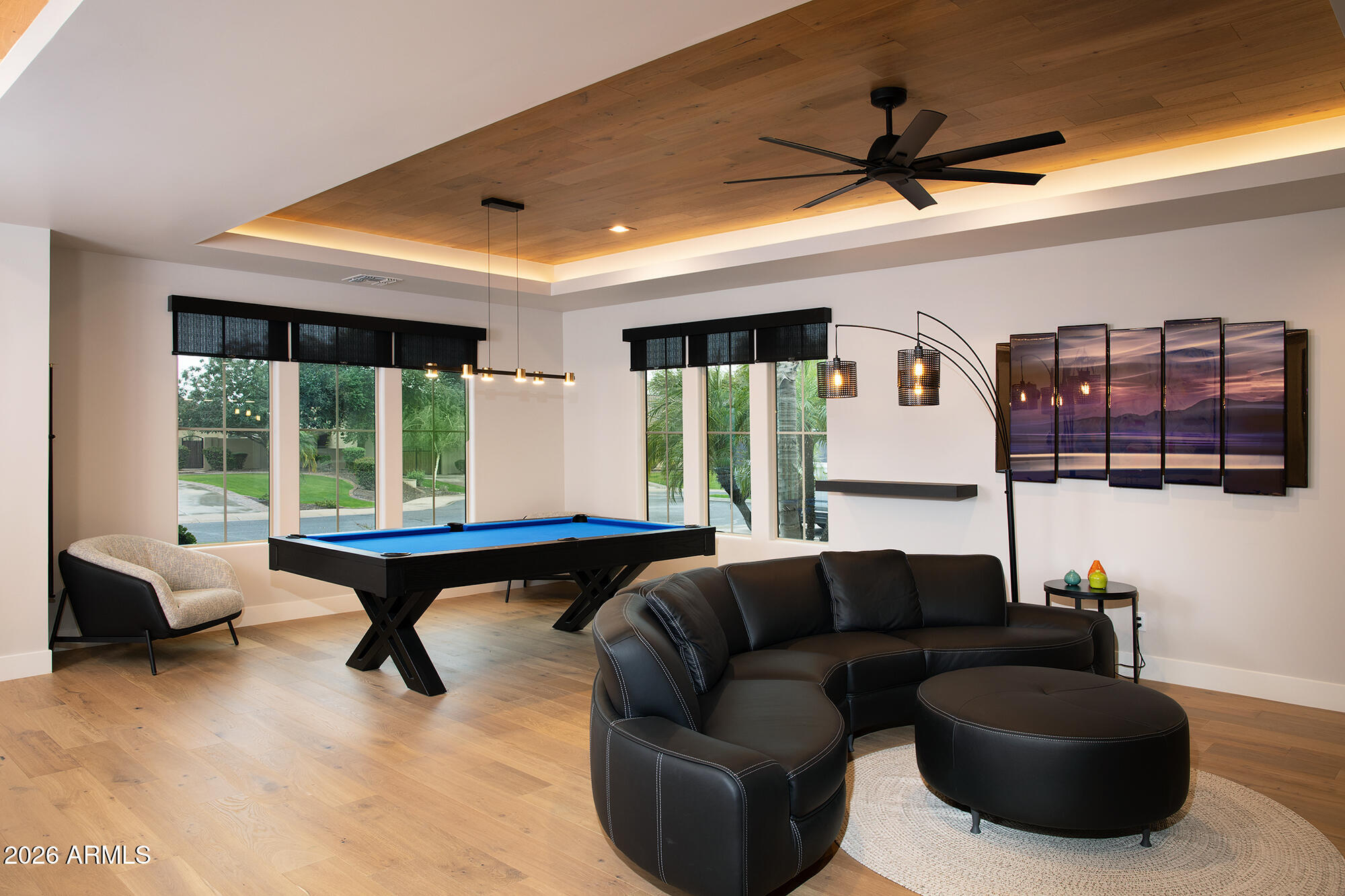 7052 E IVYGLEN Circle