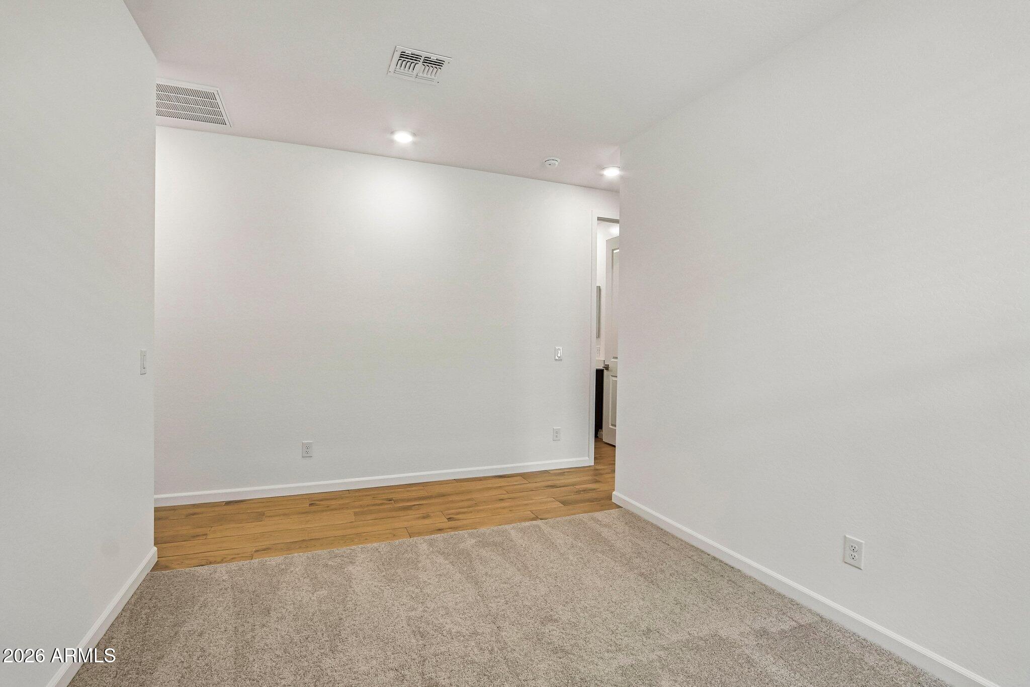 6603 E FIDDLENECK Way