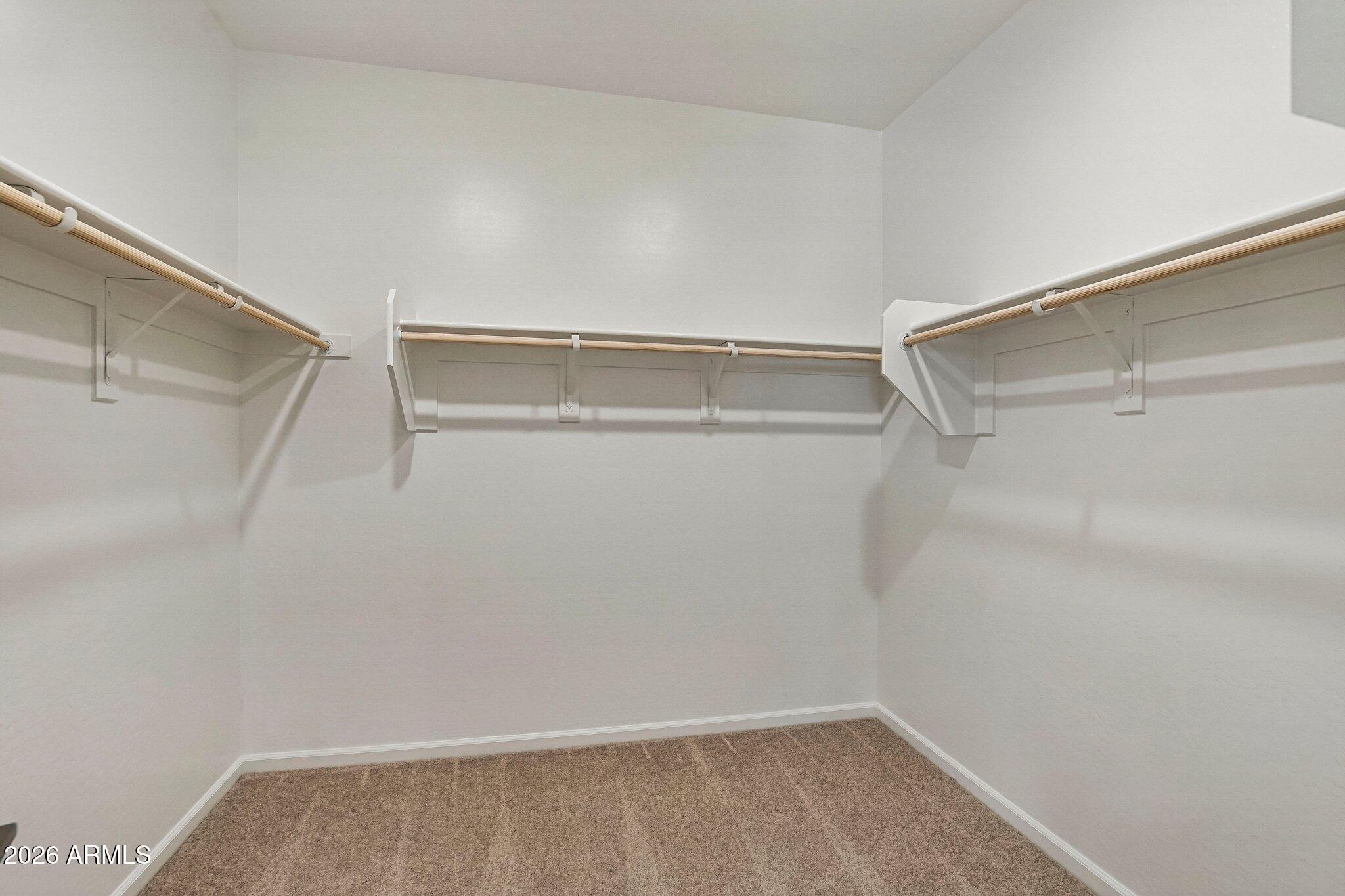 6603 E FIDDLENECK Way