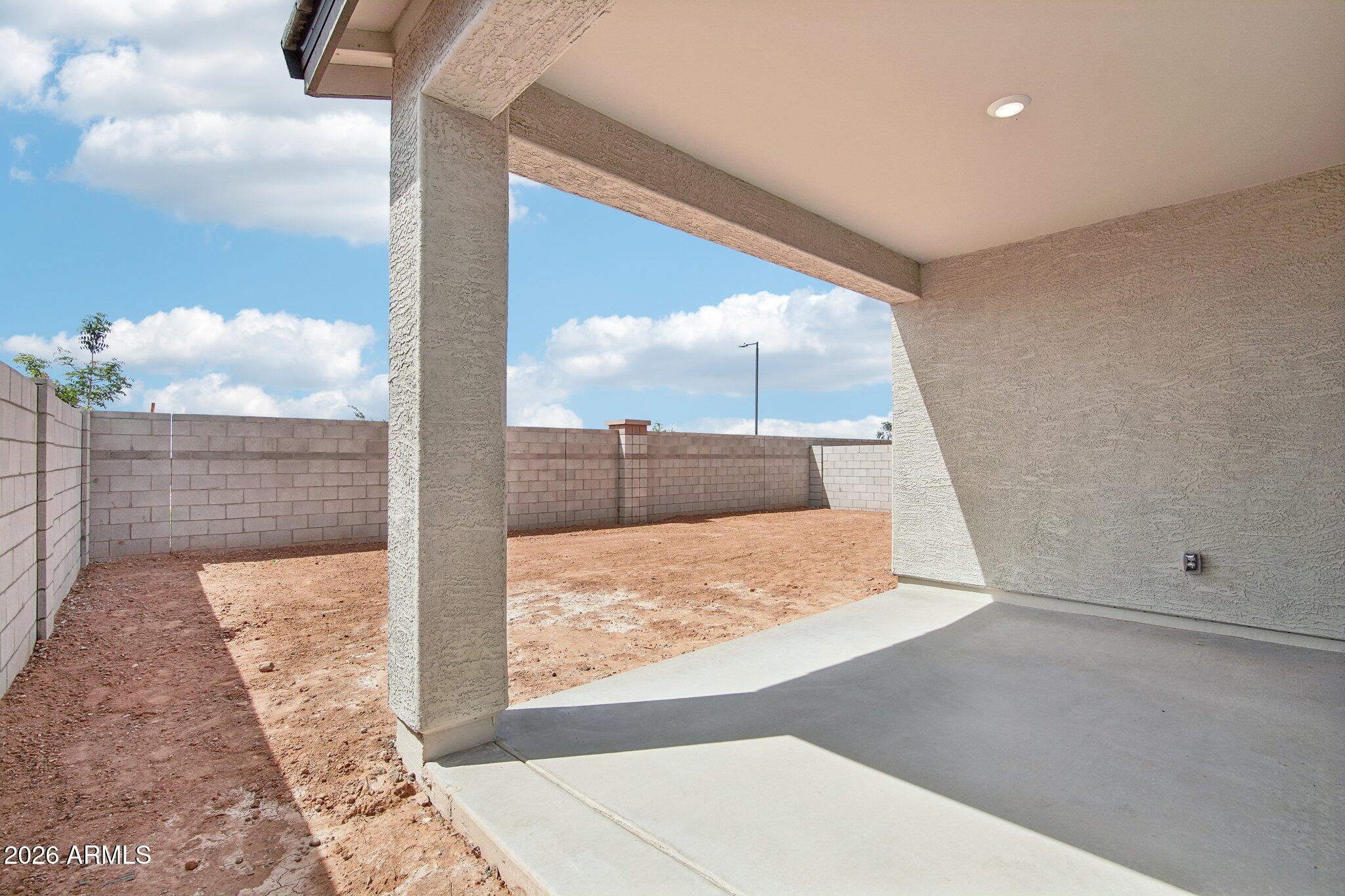 6603 E FIDDLENECK Way