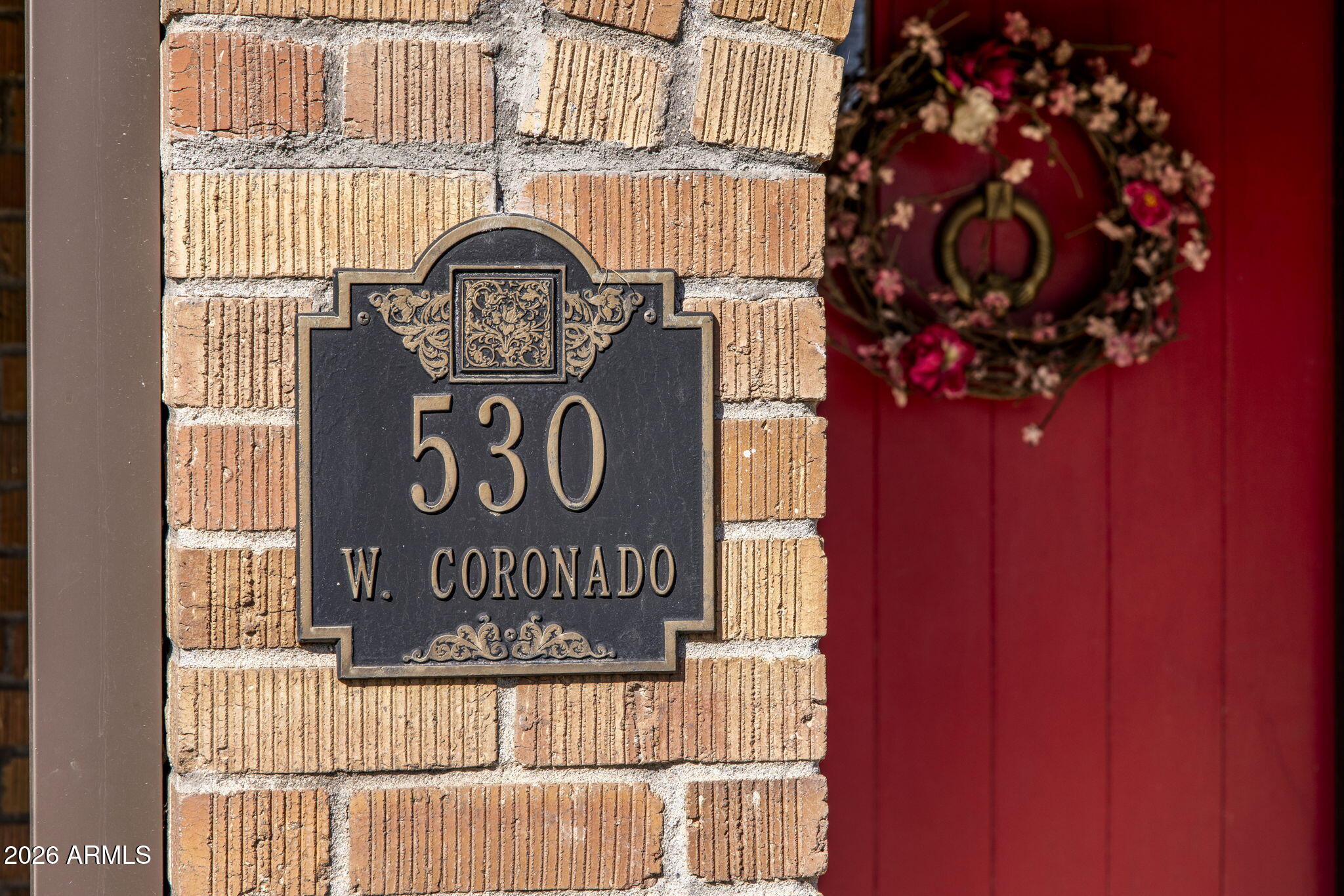 530 W CORONADO Road