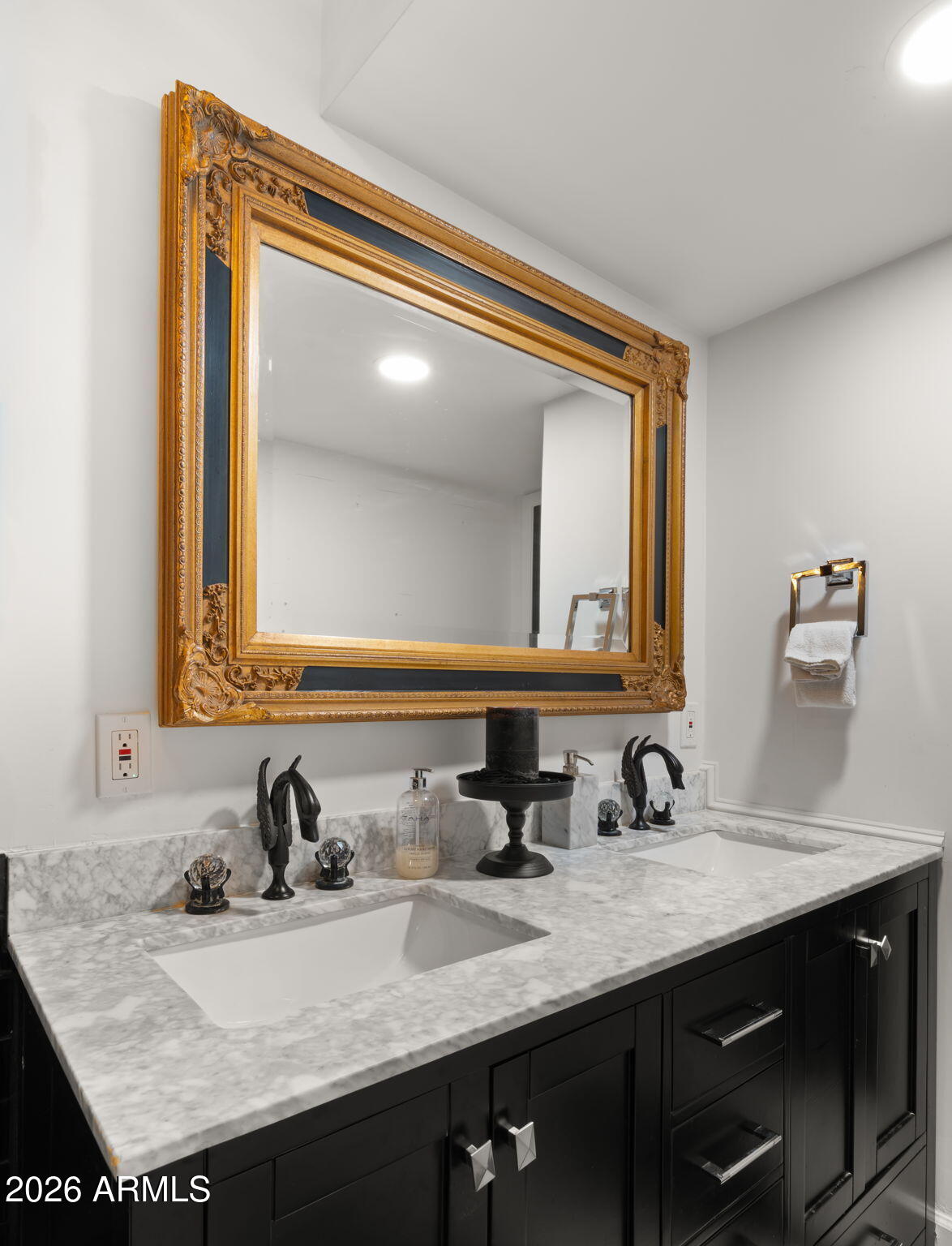 7240 N VIA DE LA MONTANA