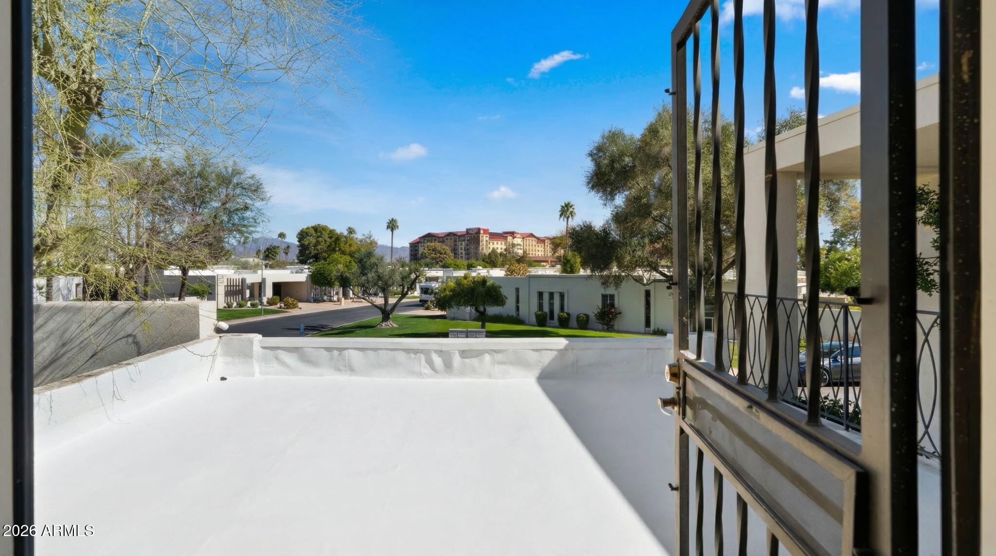 7240 N VIA DE LA MONTANA