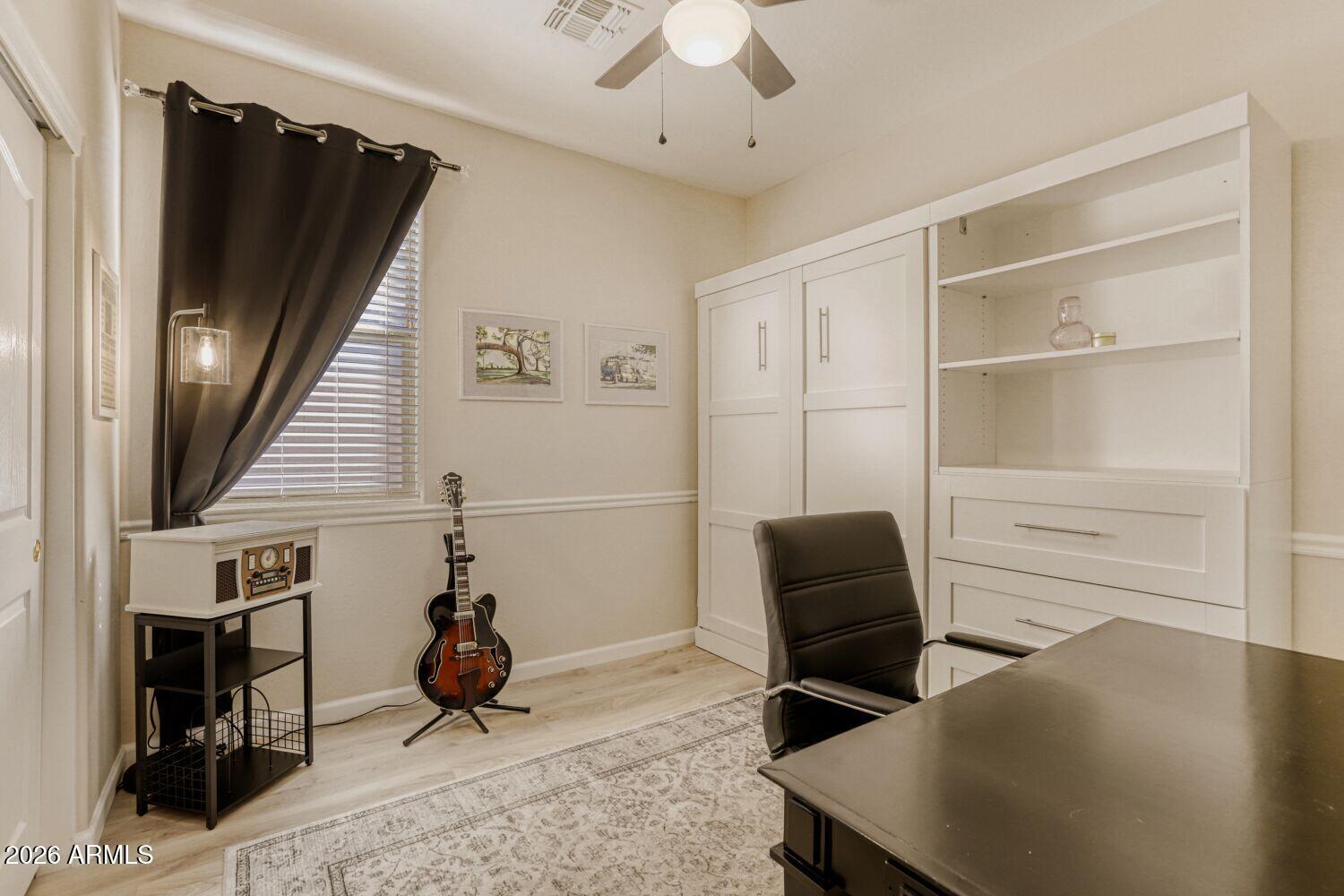 4036 E ANGELA Drive