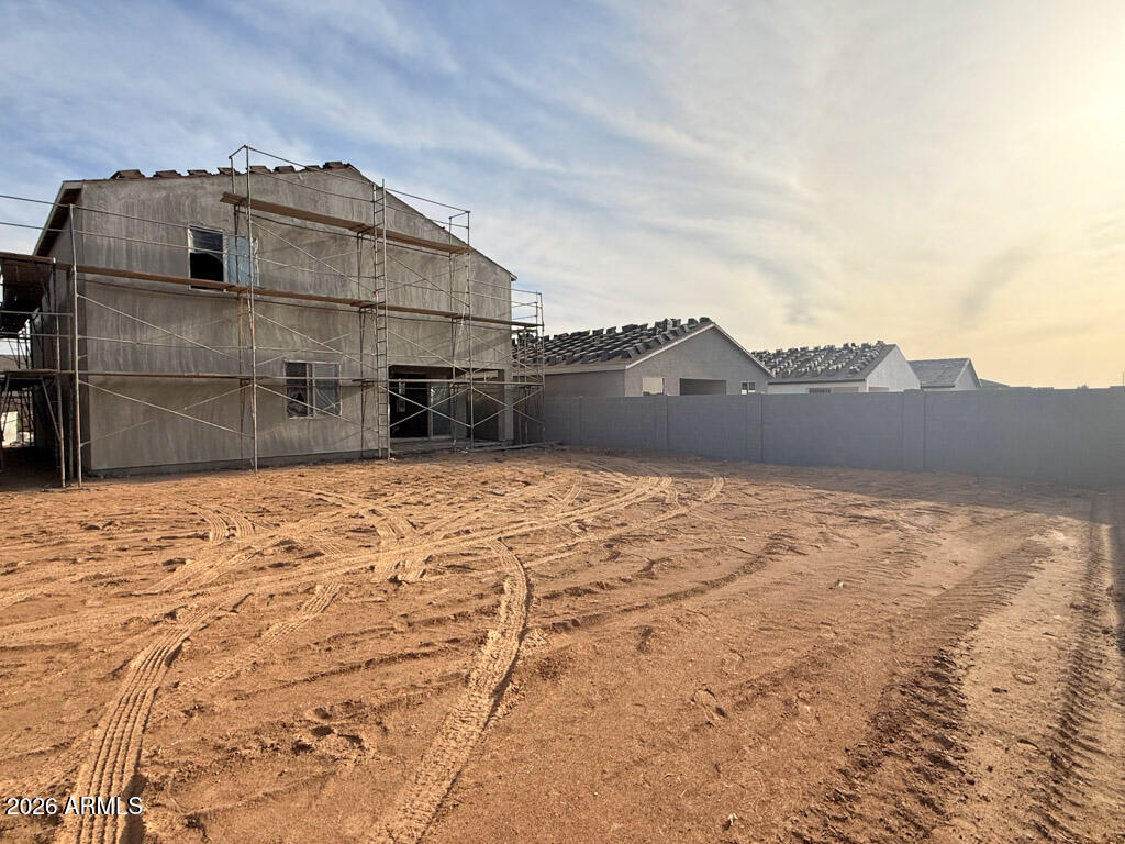 2288 E GALLOPING HORSE Drive