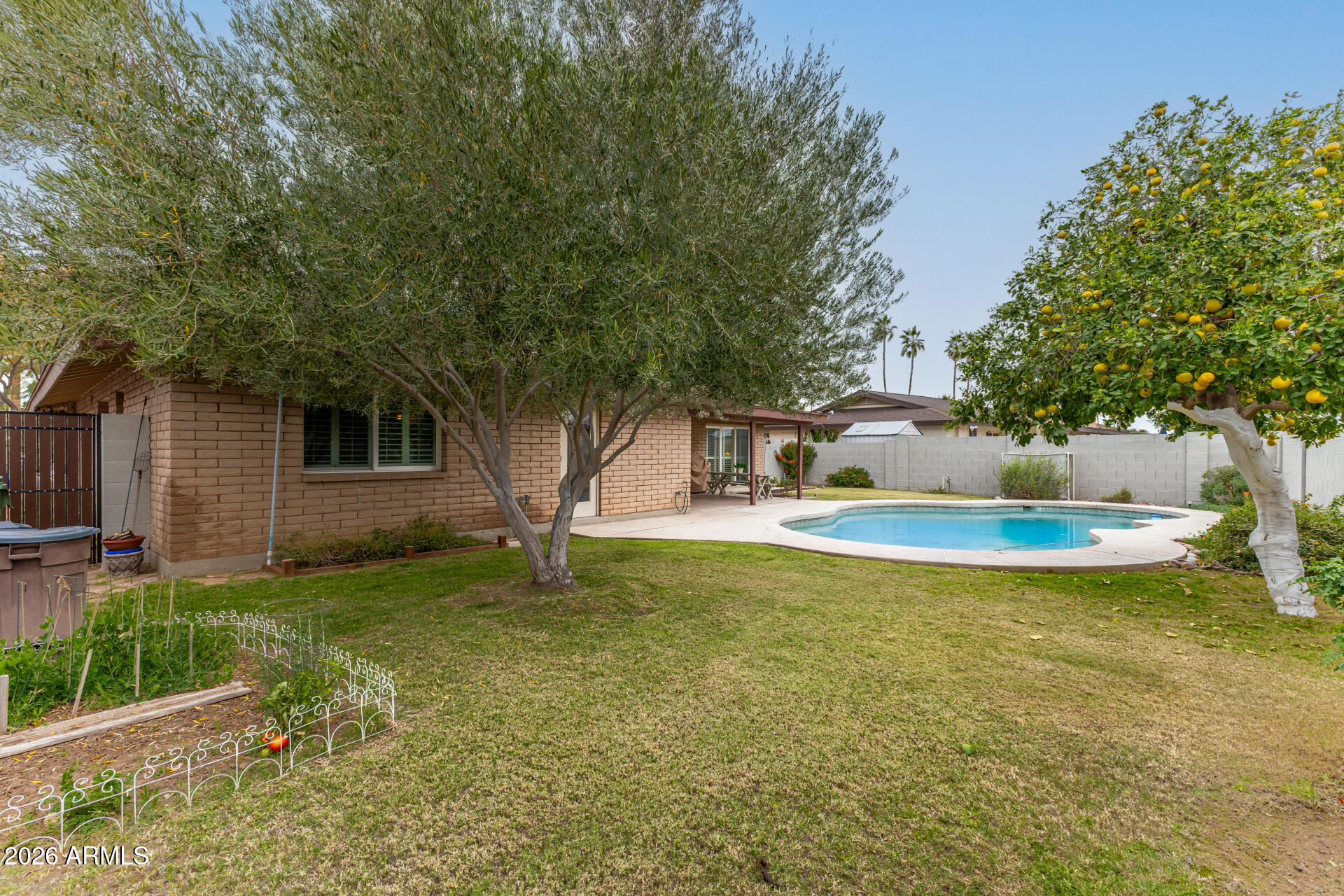 1941 E PEBBLE BEACH Drive E