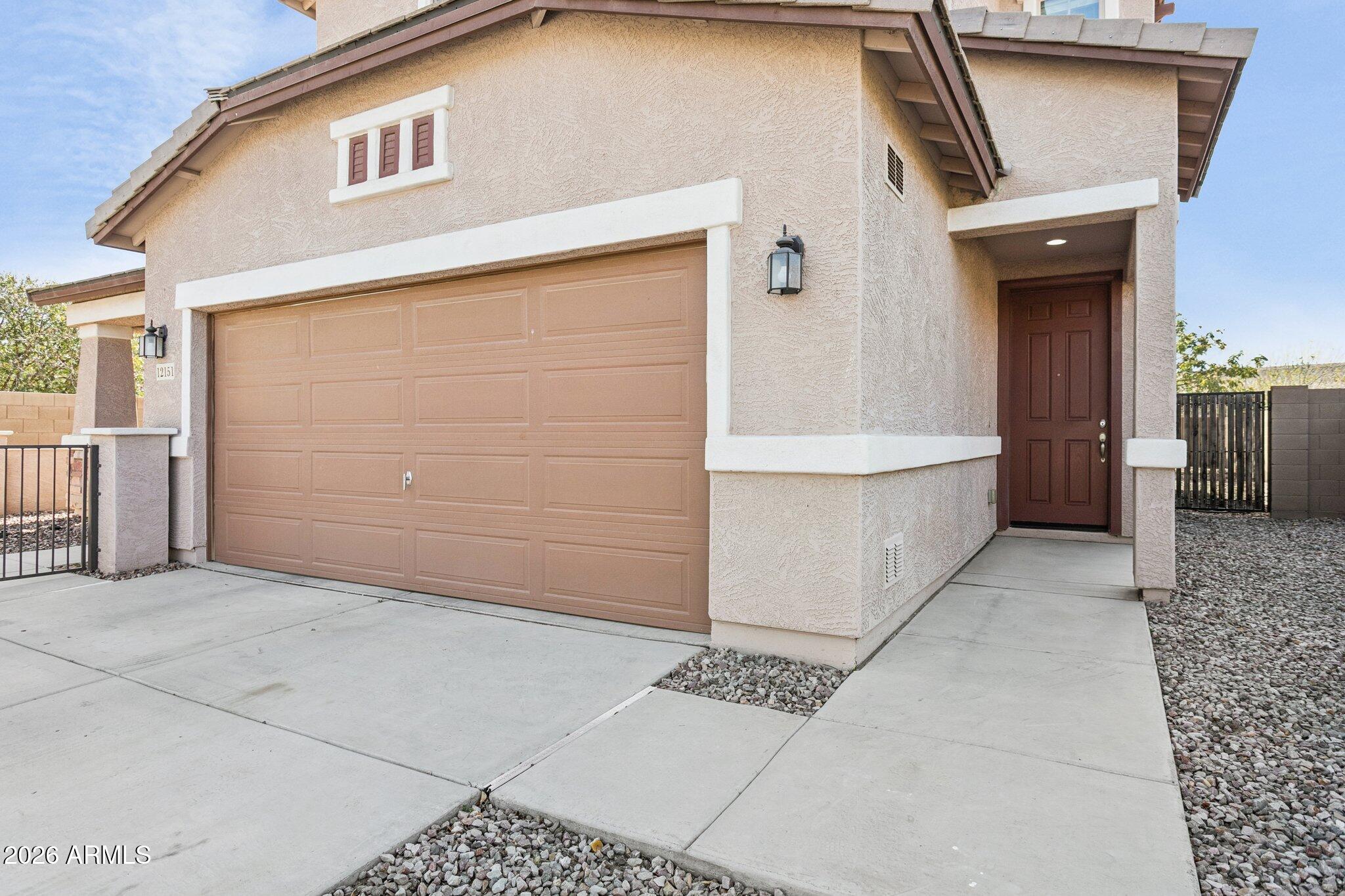12151 W Davis Lane