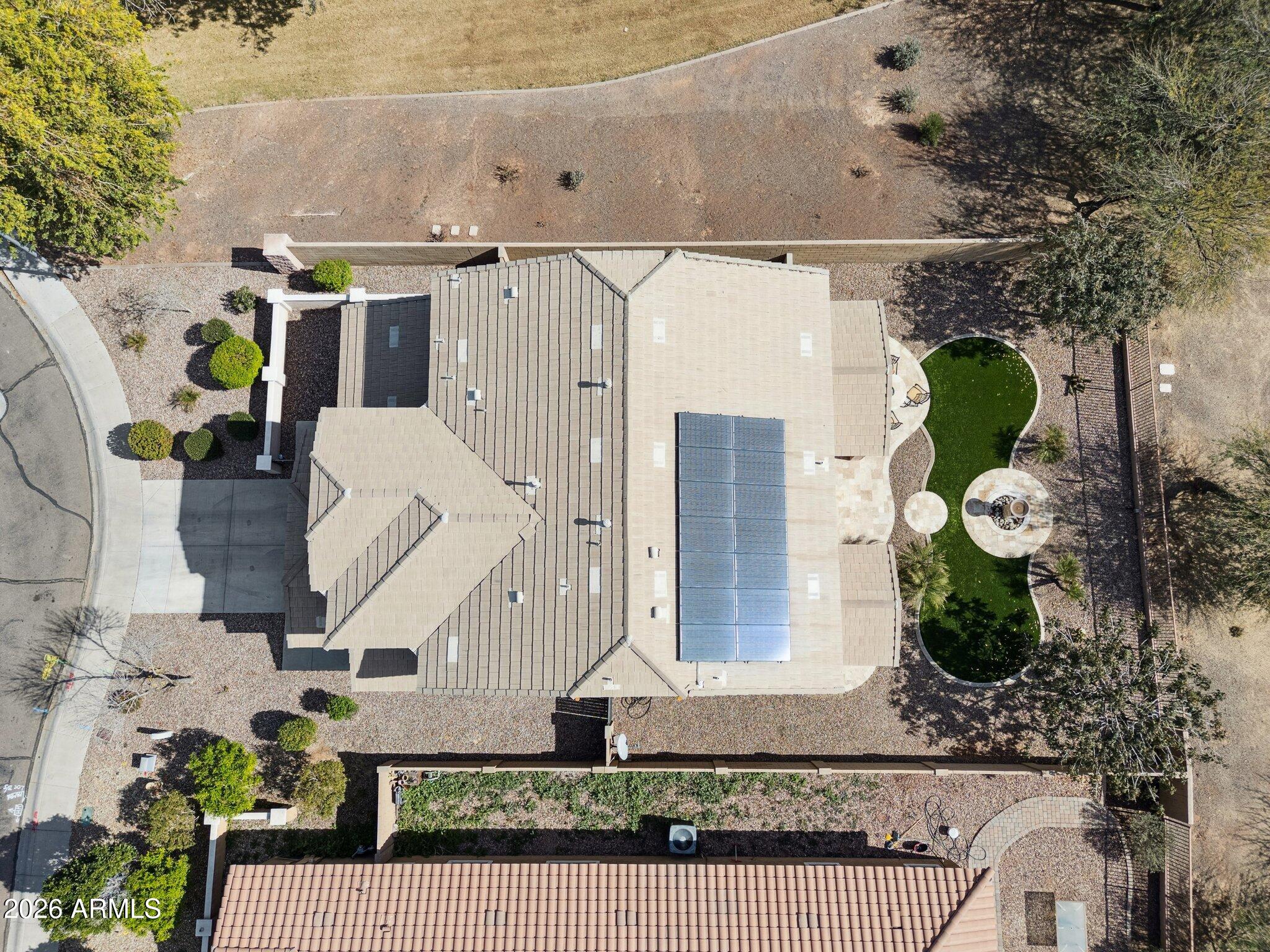 12151 W Davis Lane