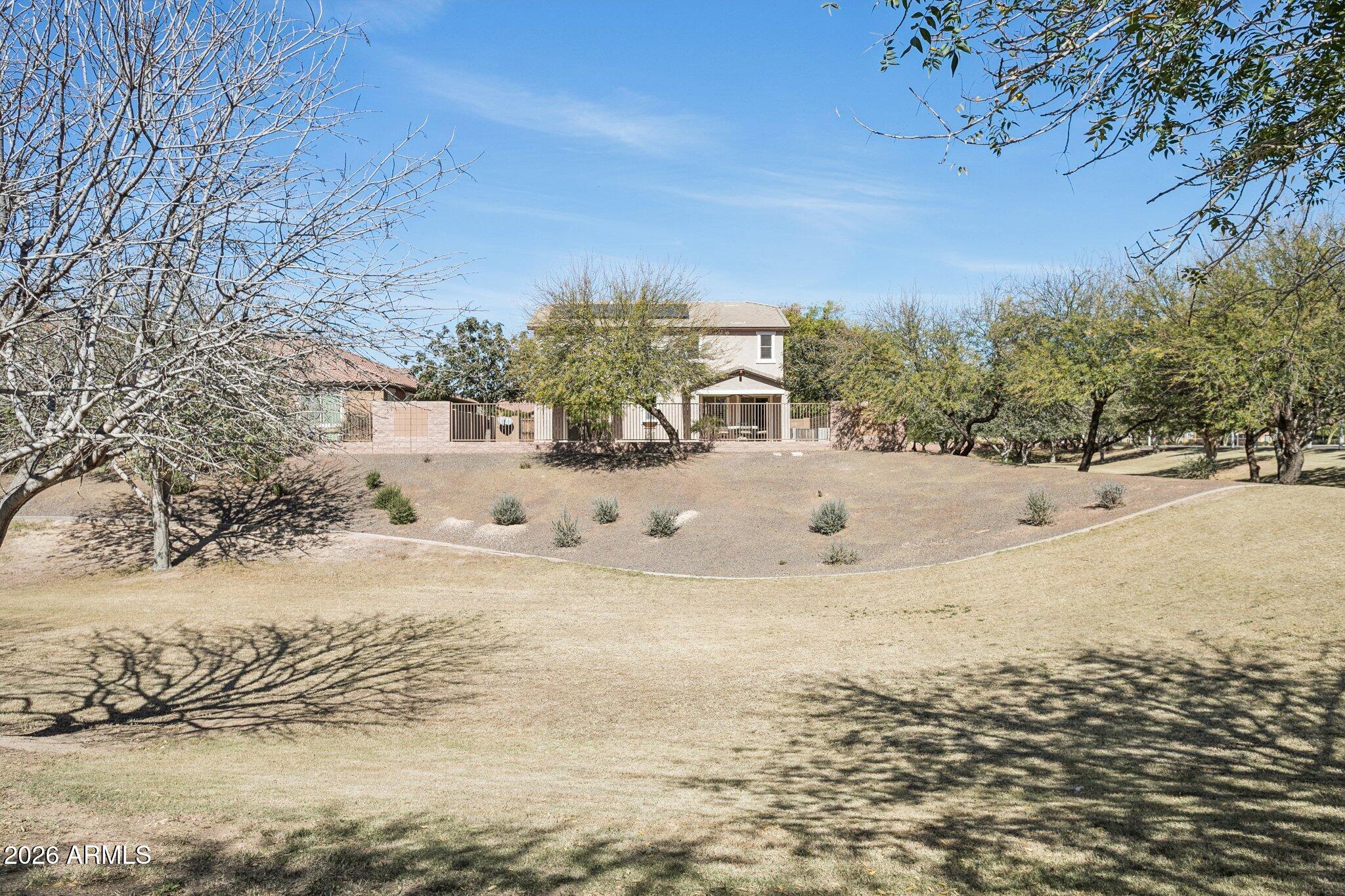 12151 W Davis Lane