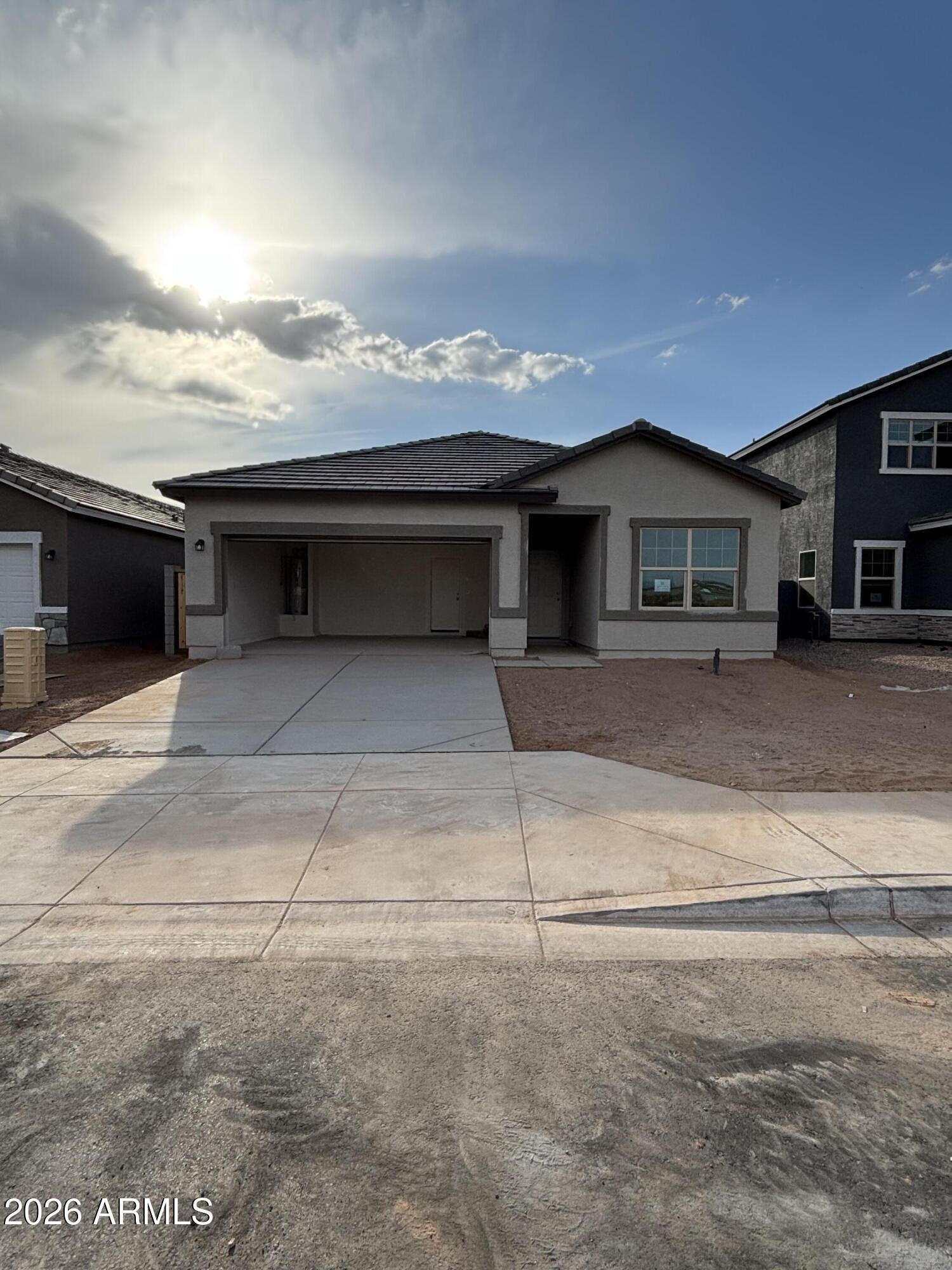 34096 N STONELEIGH Drive