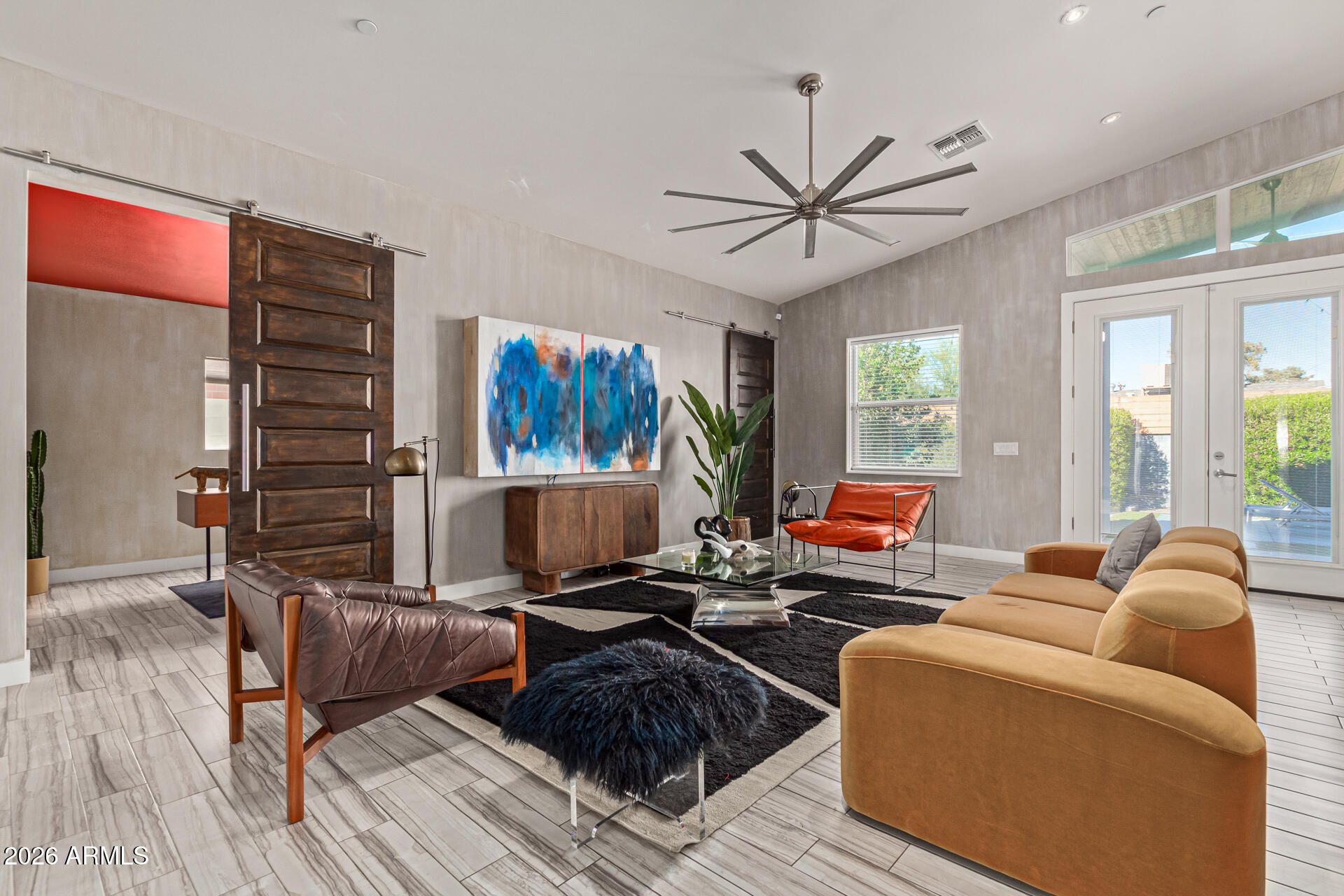 8302 E HEATHERBRAE Drive