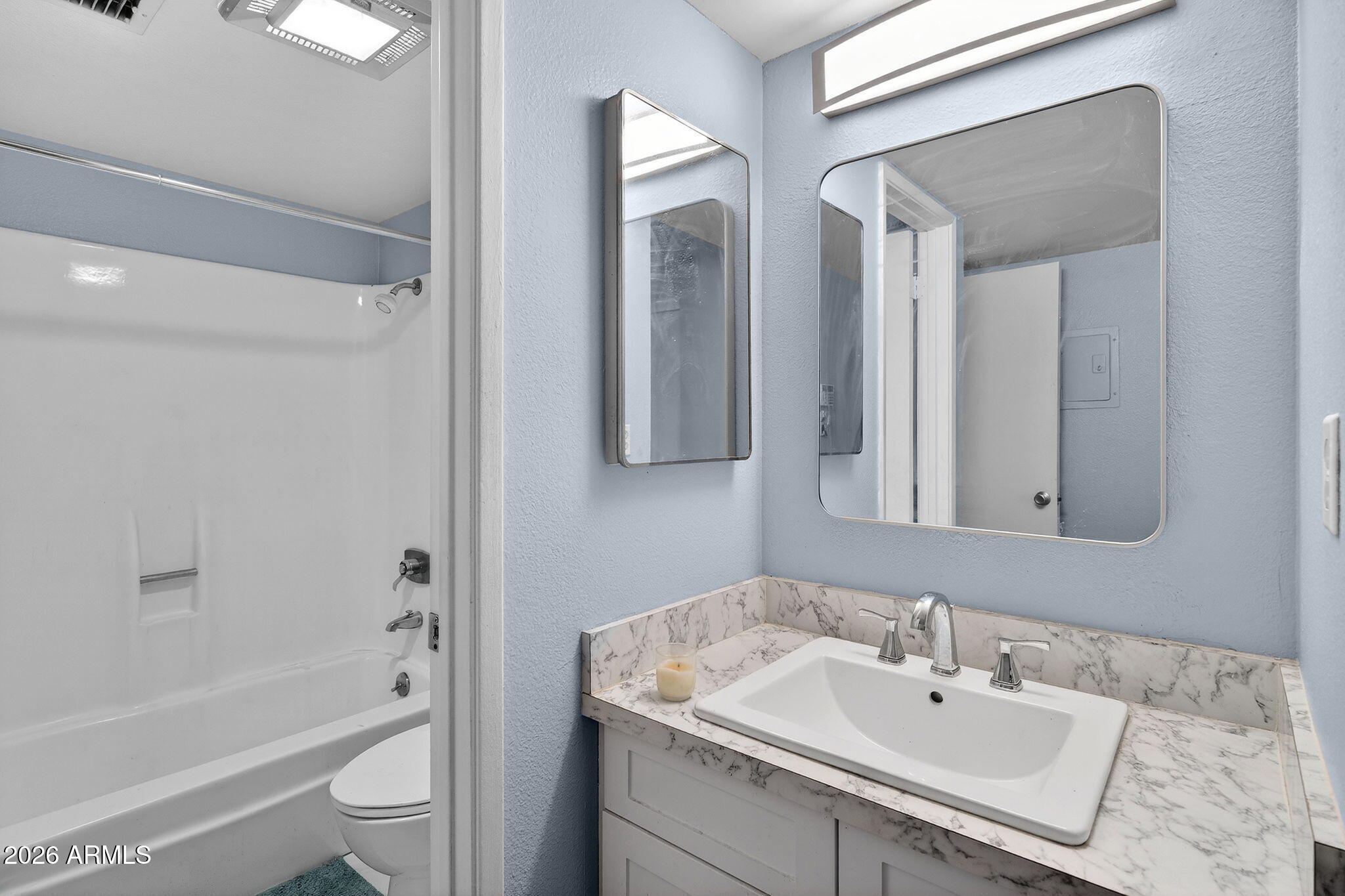 1701 W TUCKEY Lane 206