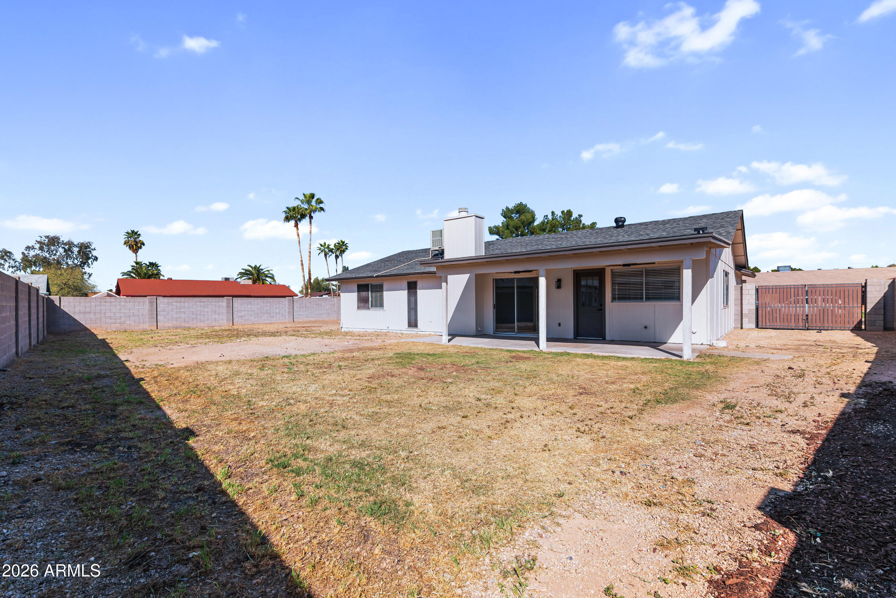 525 W El Prado Road