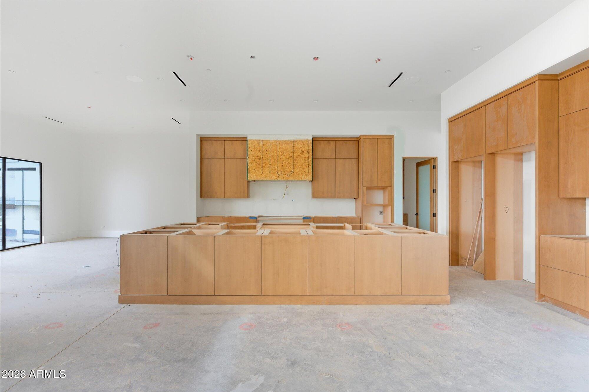 9021 E RIMROCK Drive
