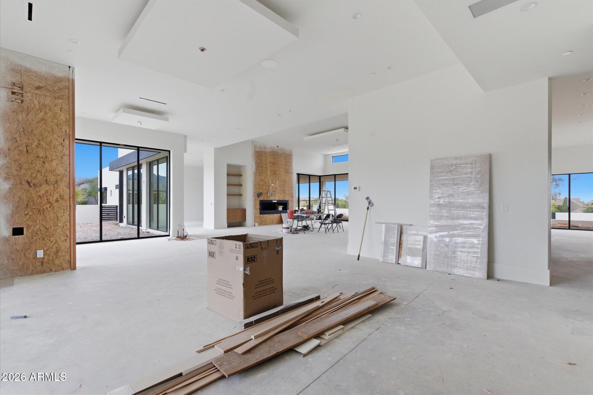 9021 E RIMROCK Drive