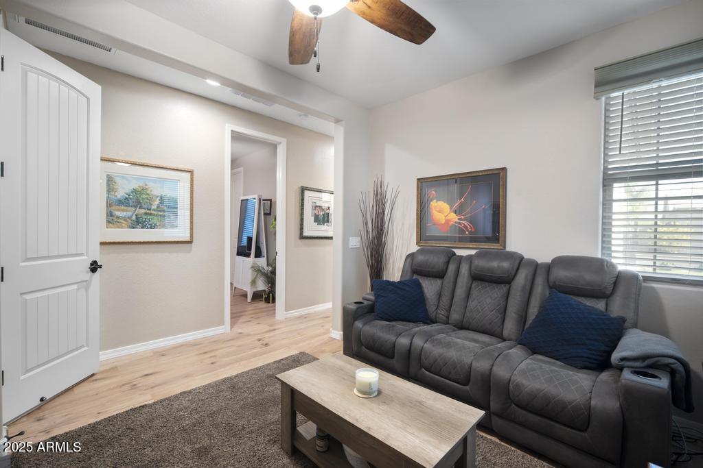 12512 W LAMAR Court
