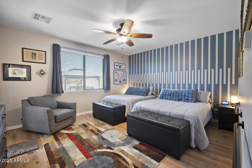 12512 W LAMAR Court