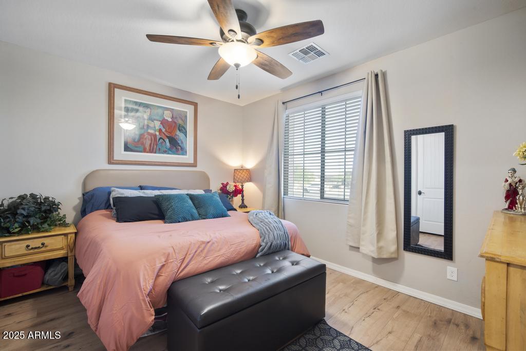 12512 W LAMAR Court