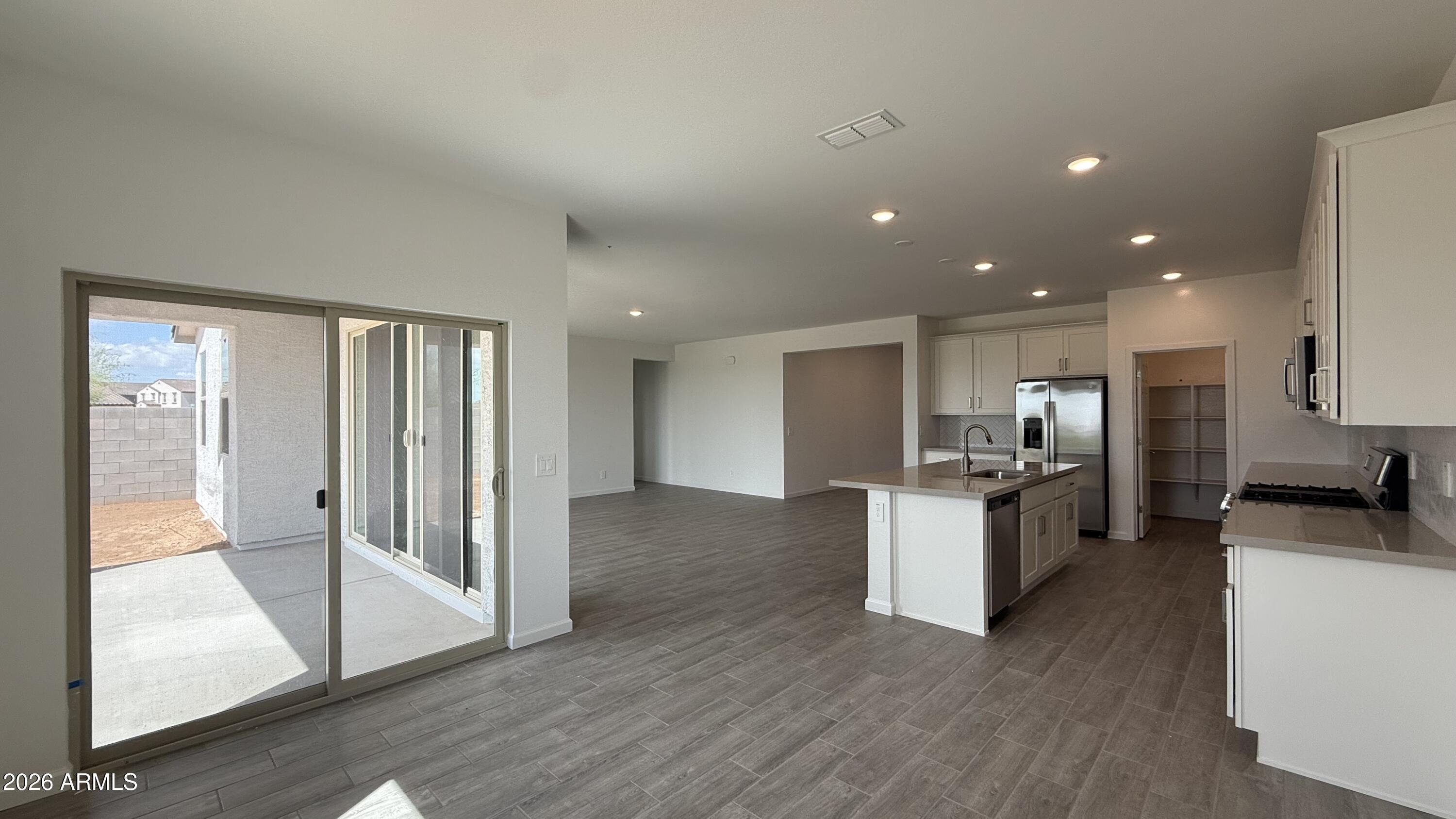 47103 W PECAN WOODS