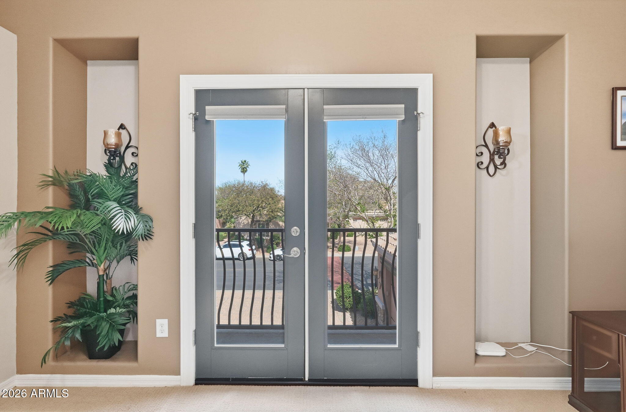 6202 E MCKELLIPS Road 11