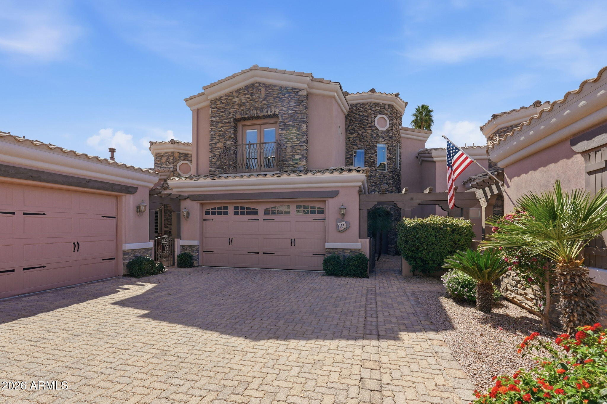 6202 E MCKELLIPS Road 11