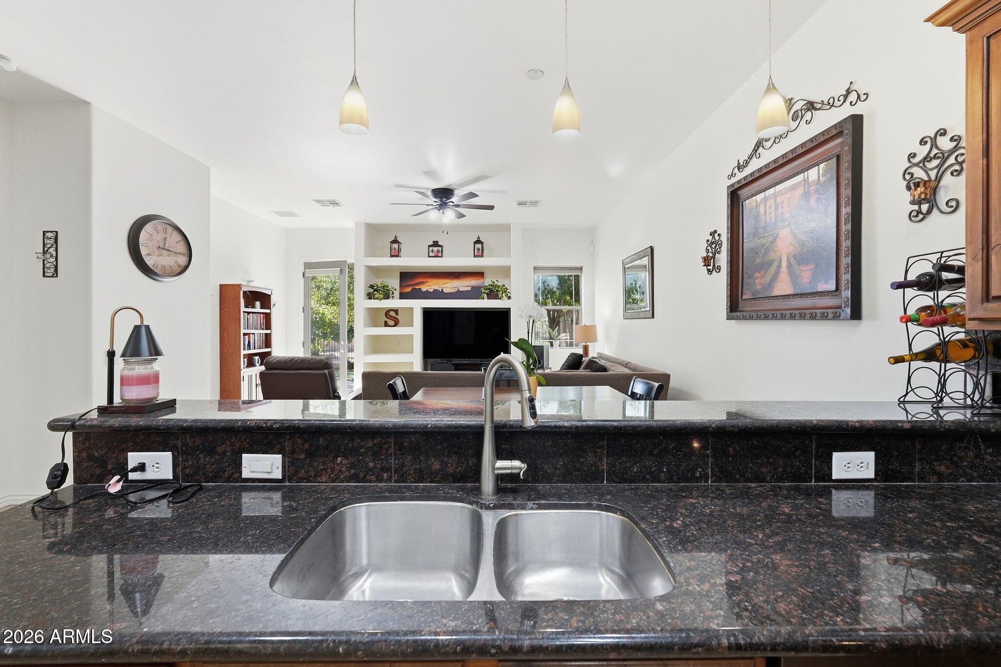 6202 E MCKELLIPS Road 11