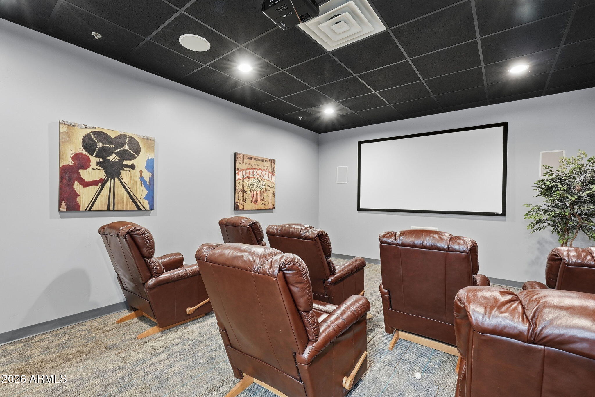 6202 E MCKELLIPS Road 11