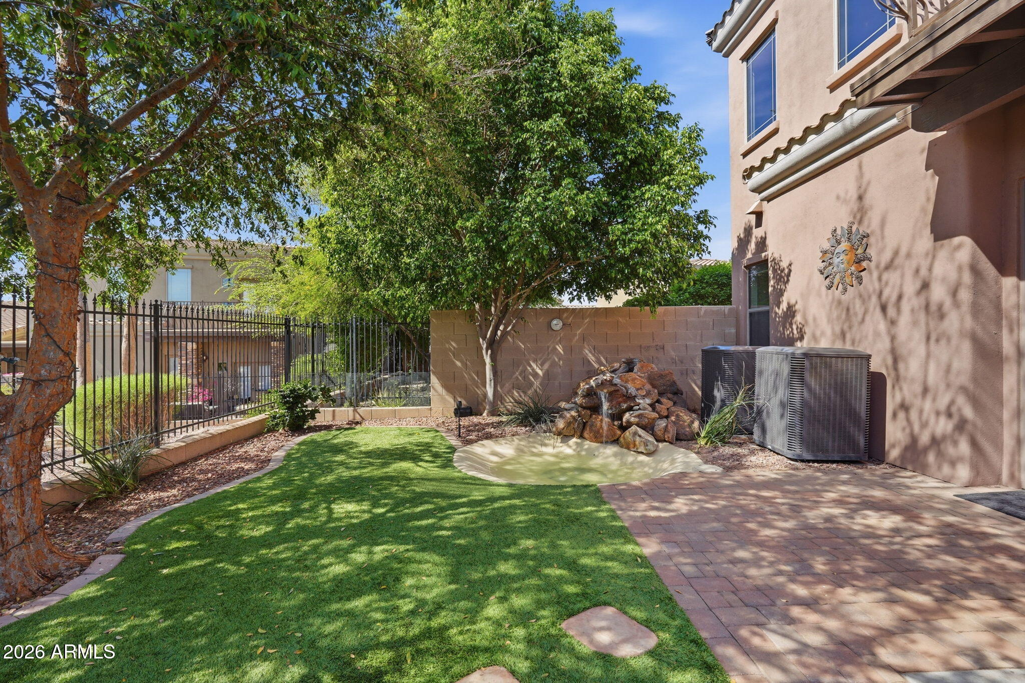 6202 E MCKELLIPS Road 11