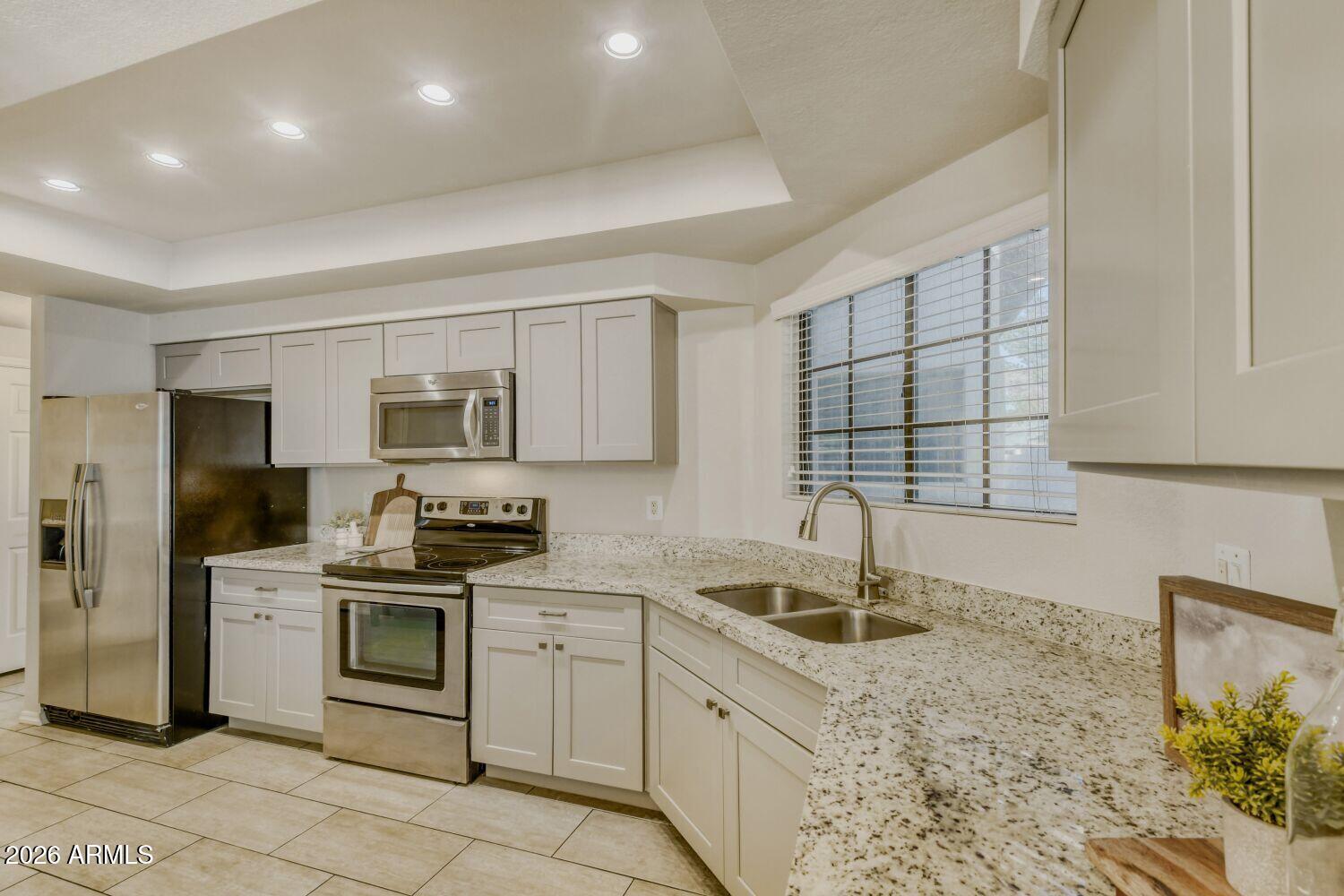 8870 S HEATHER Drive