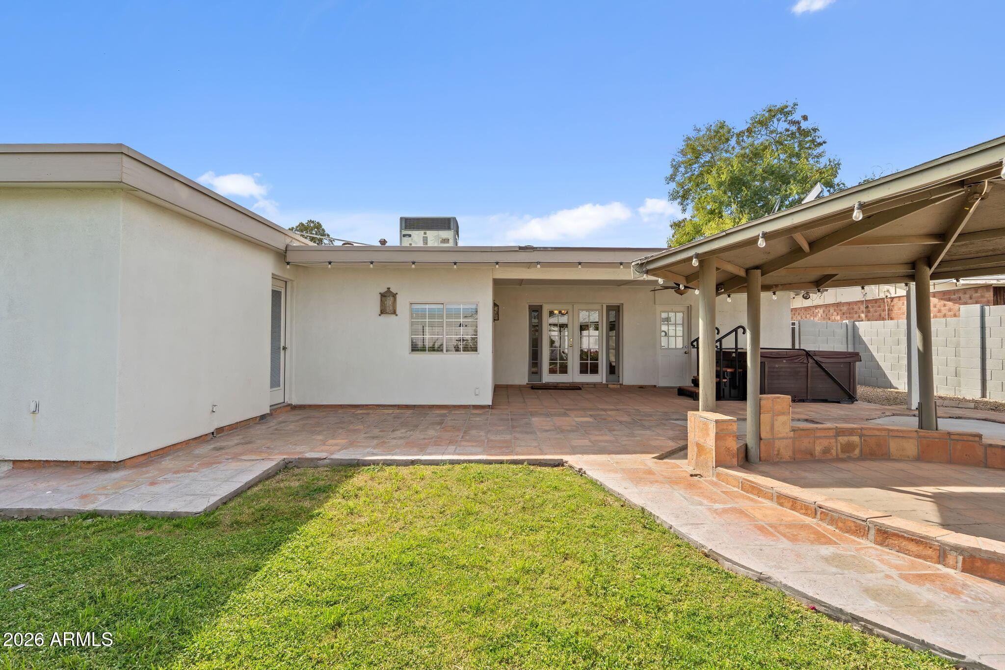 3007 N 84TH Place