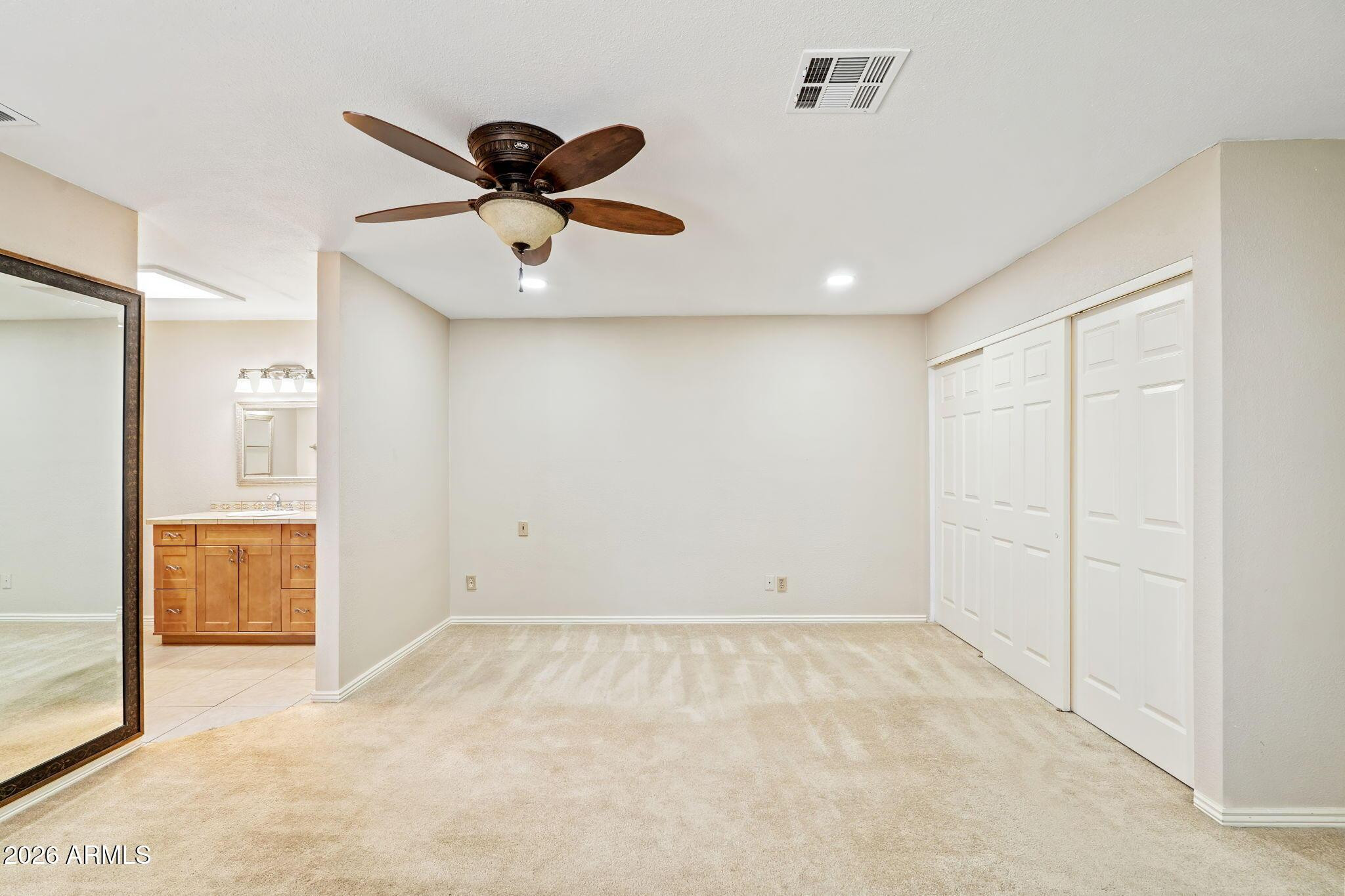 3007 N 84TH Place