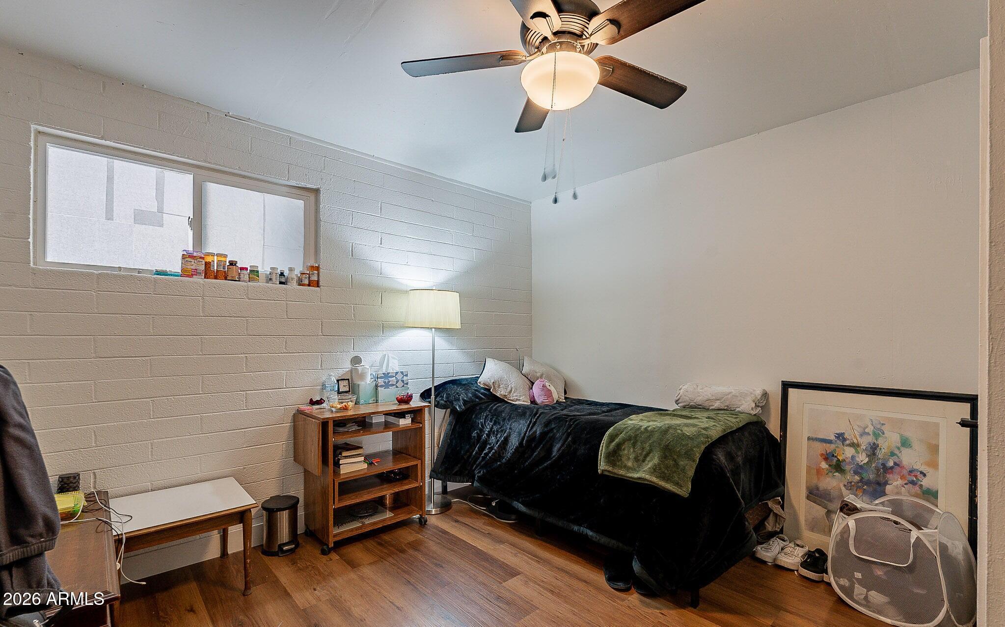 1021 N HAROLD Street