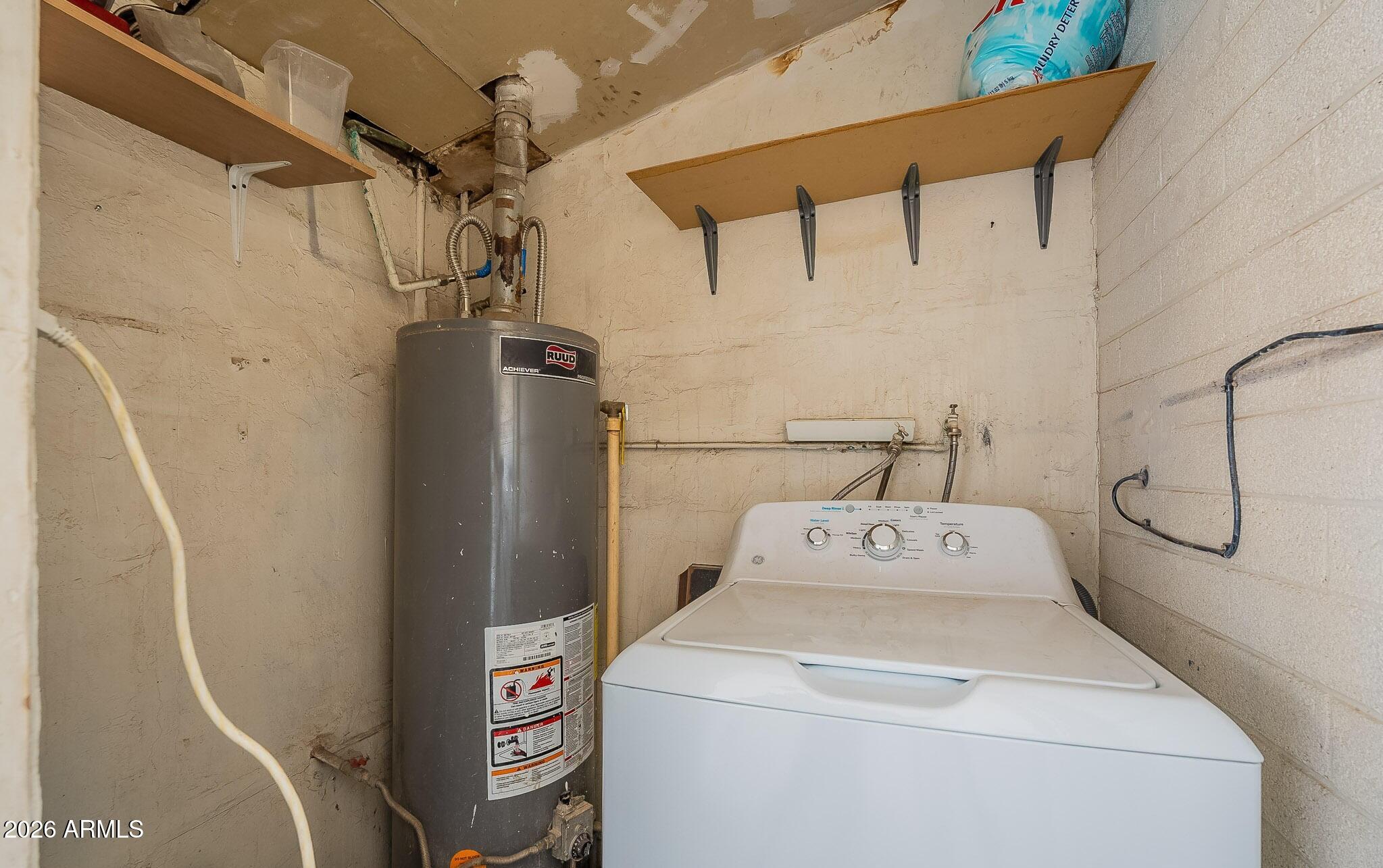 1021 N HAROLD Street