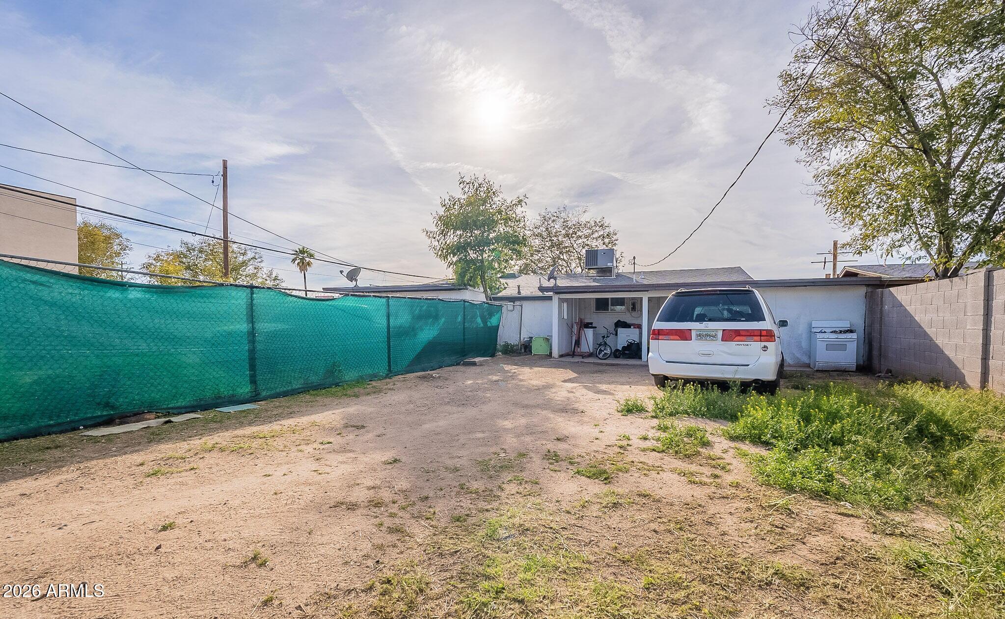 1021 N HAROLD Street