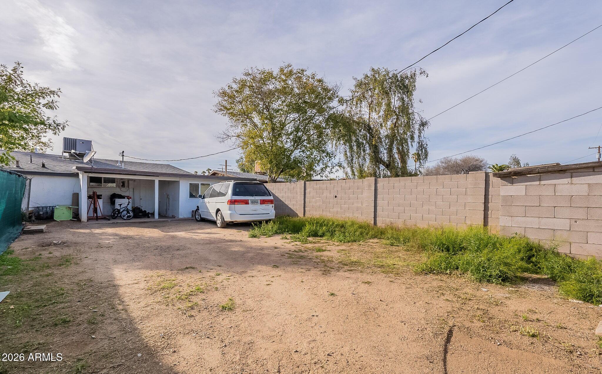 1021 N HAROLD Street