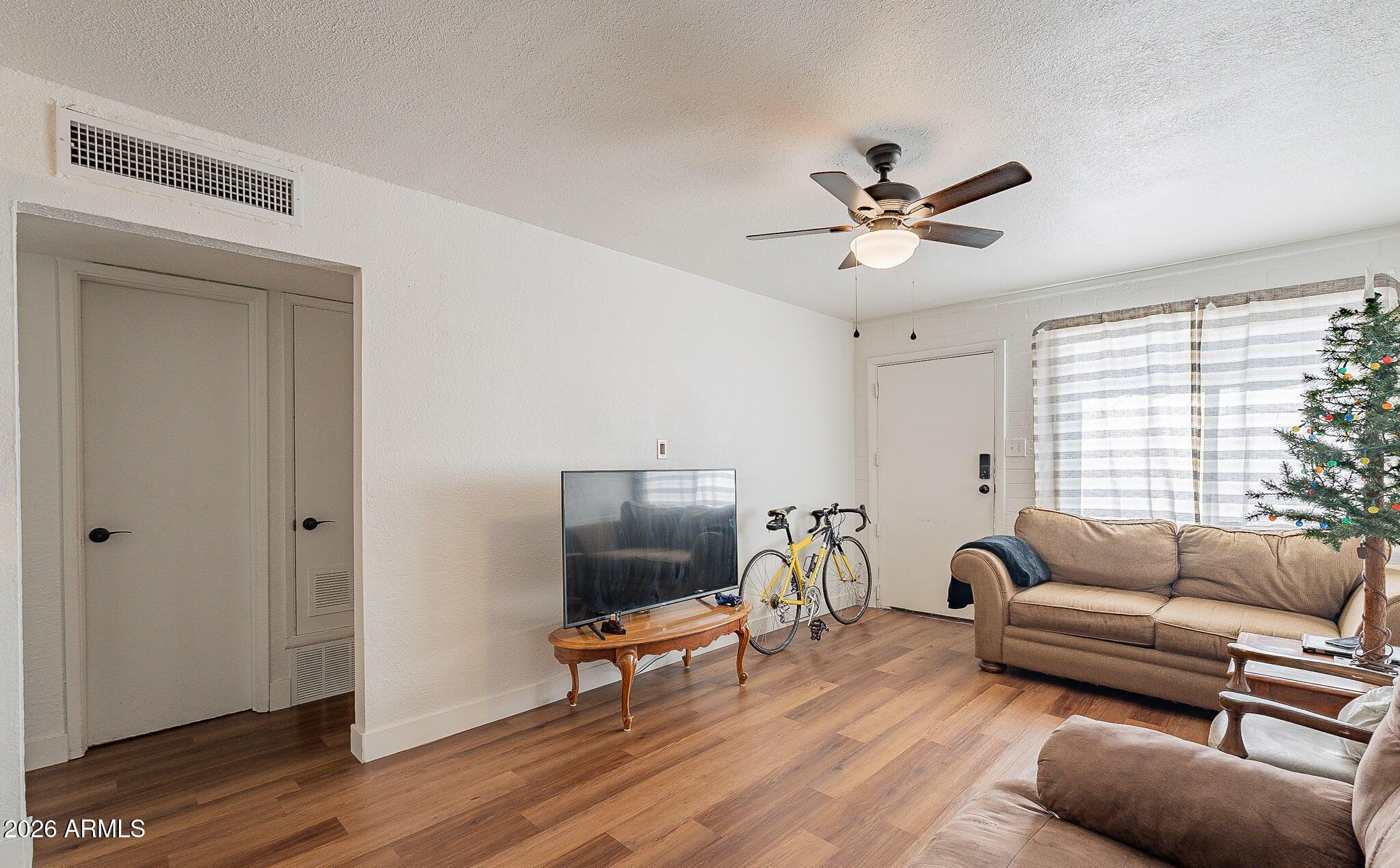 1021 N HAROLD Street